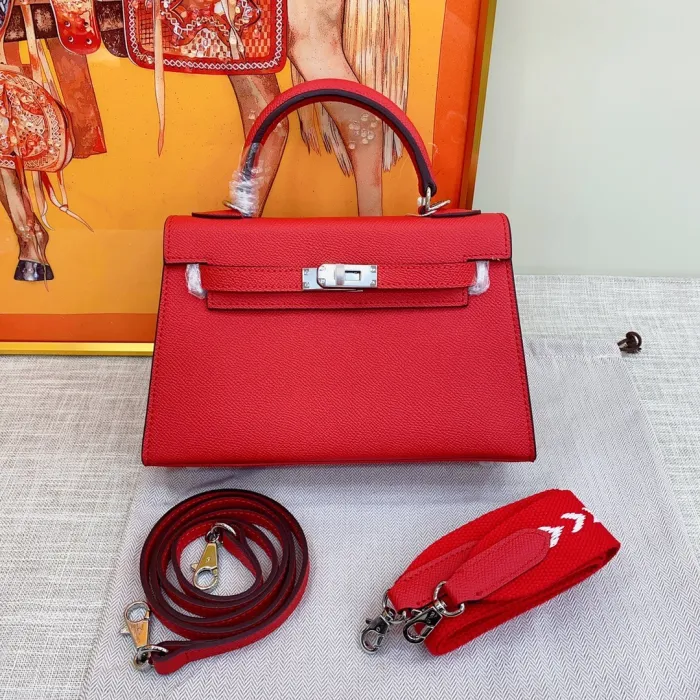 Hermès Kelly22 Silver Buckle Epsom Tote