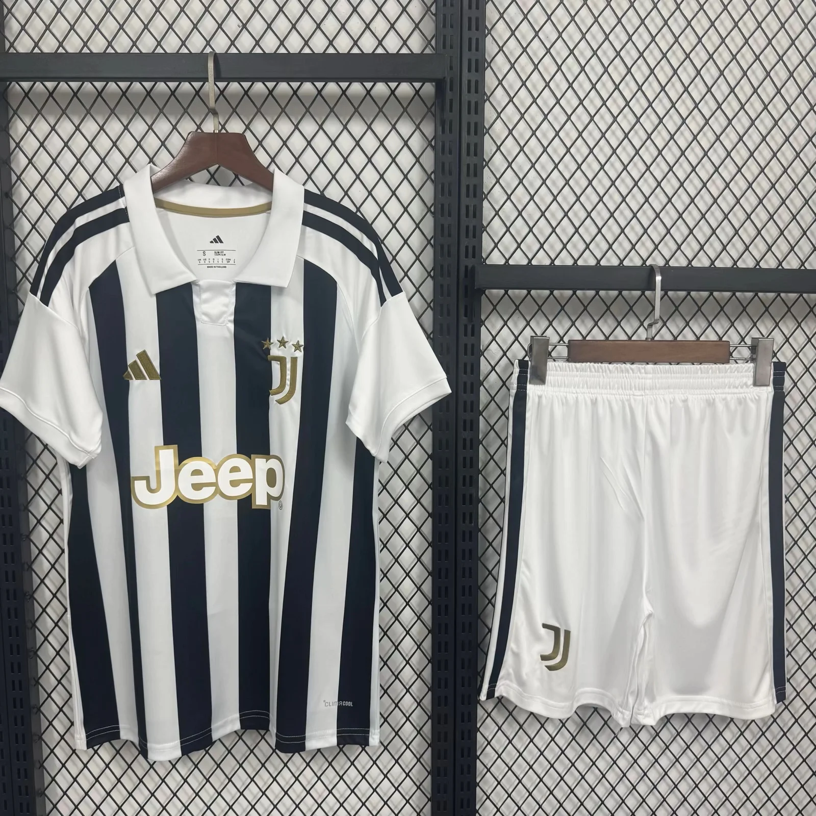 Juventus 26/27 Home Kit 16-XXL