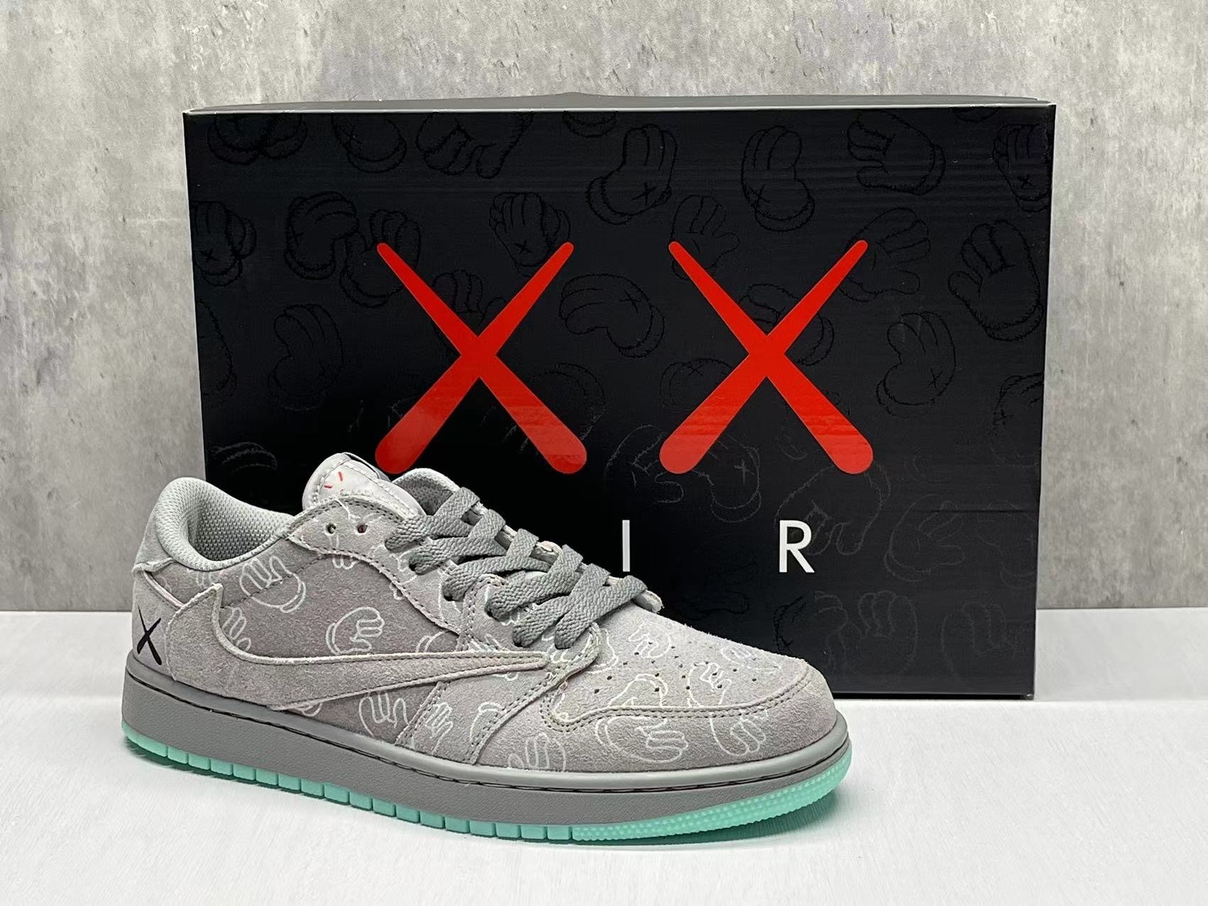 2025-26 AJ1 US Men's Sizes6 to 11 in half sizes Co-branded Grey Low cut Inverted Hook Shoes tianlong