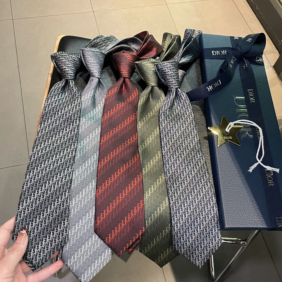 Dior Classic Oblique Monogram Silk Tie - Essential for Business Elites - KAIROO