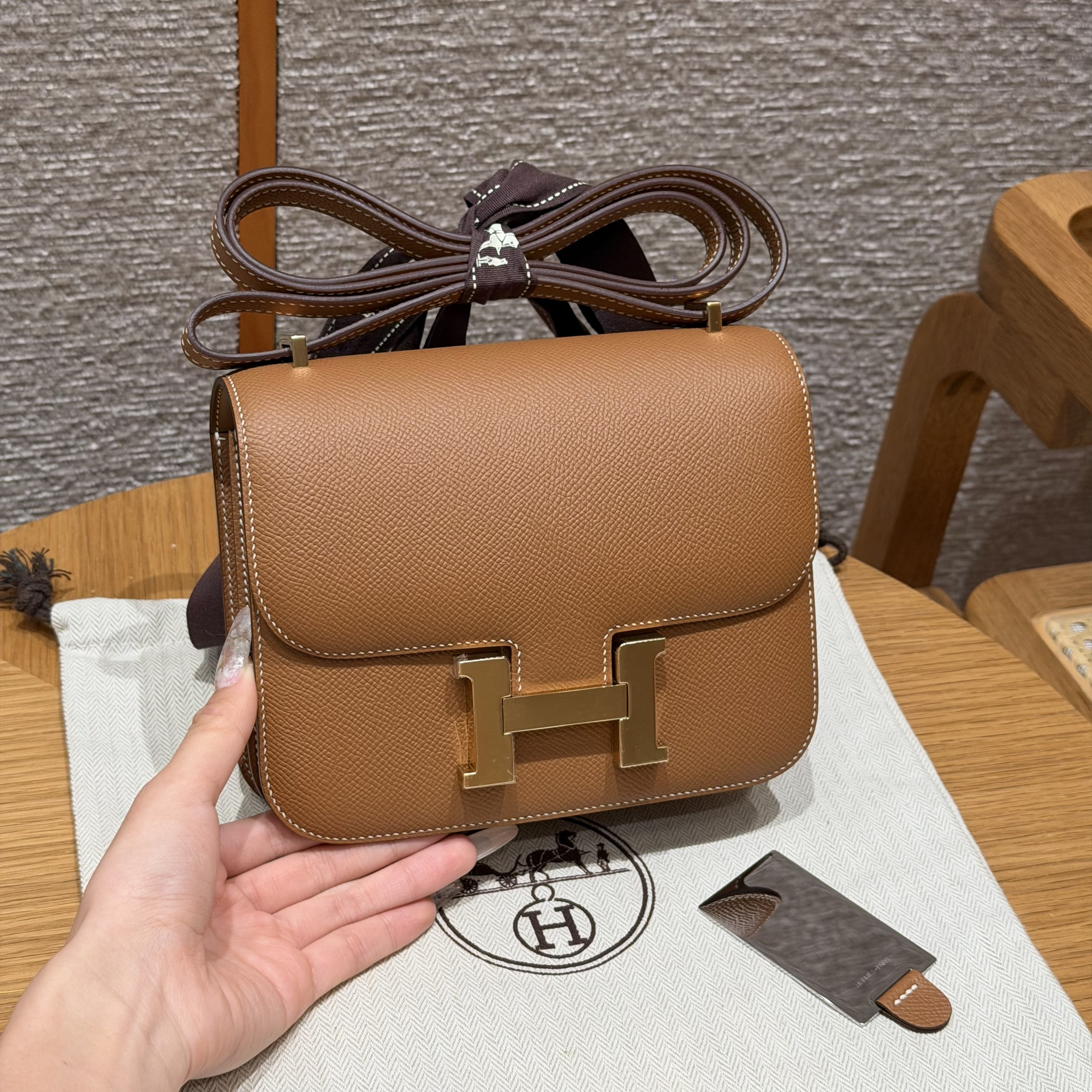 Hermes Gold Epsom Constance 18