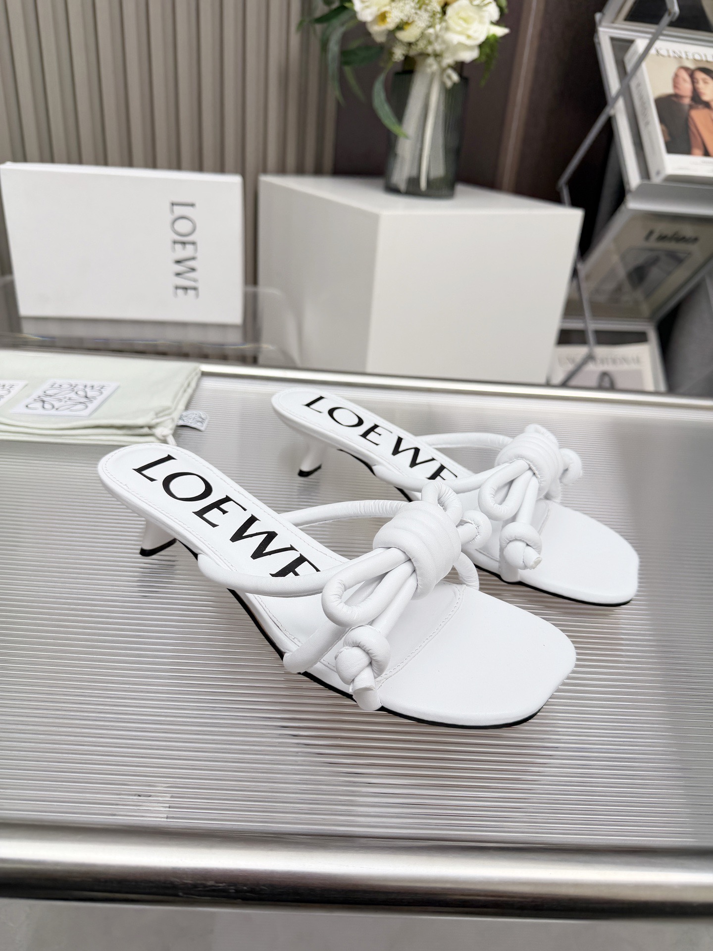 Loewe Smooth Leather Oversized Padded Knotted Bow Square Toe Mid Kitten Heel Slide Sandals - KAIROO