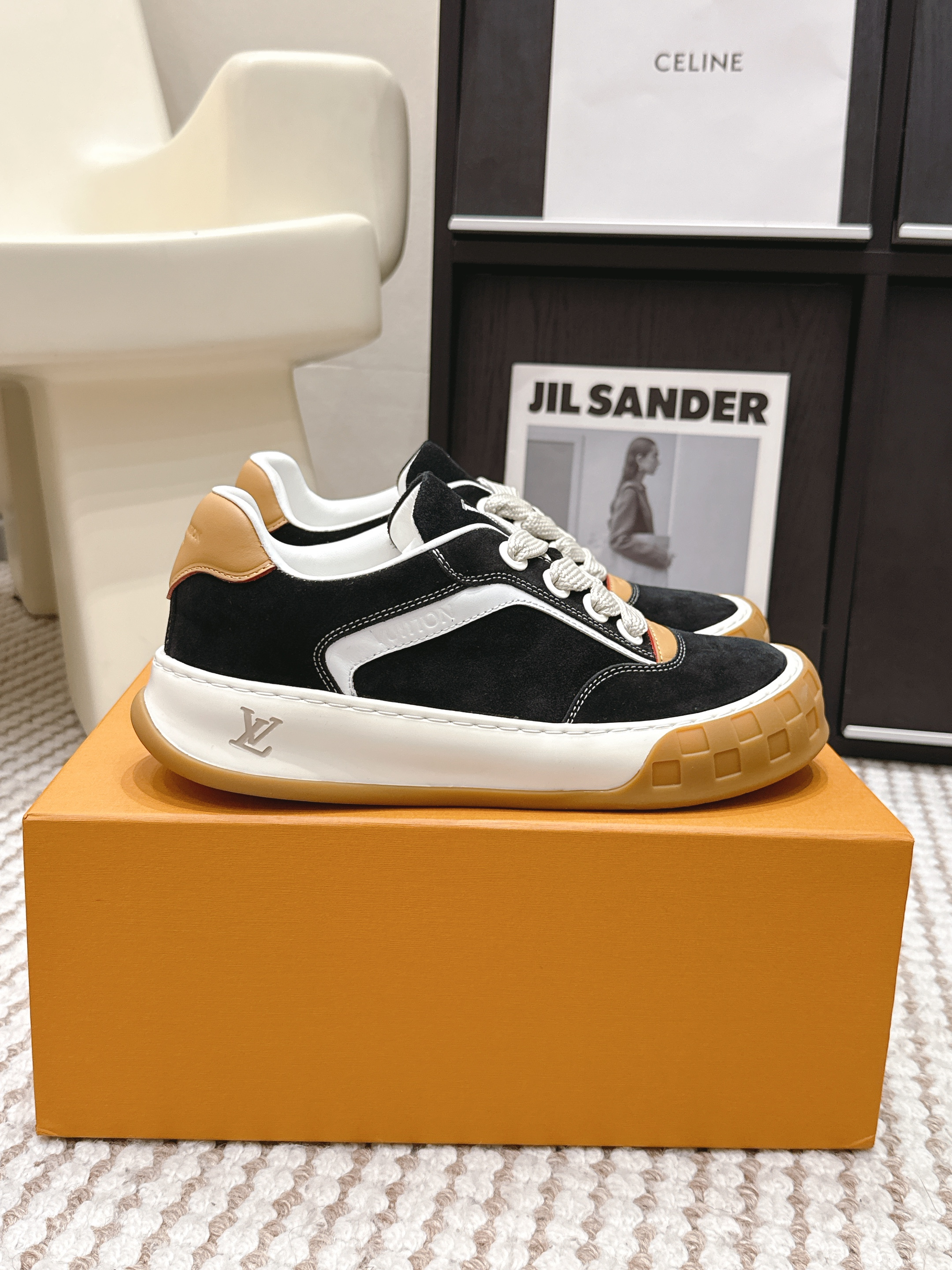 Men's LV Tilted Sneaker