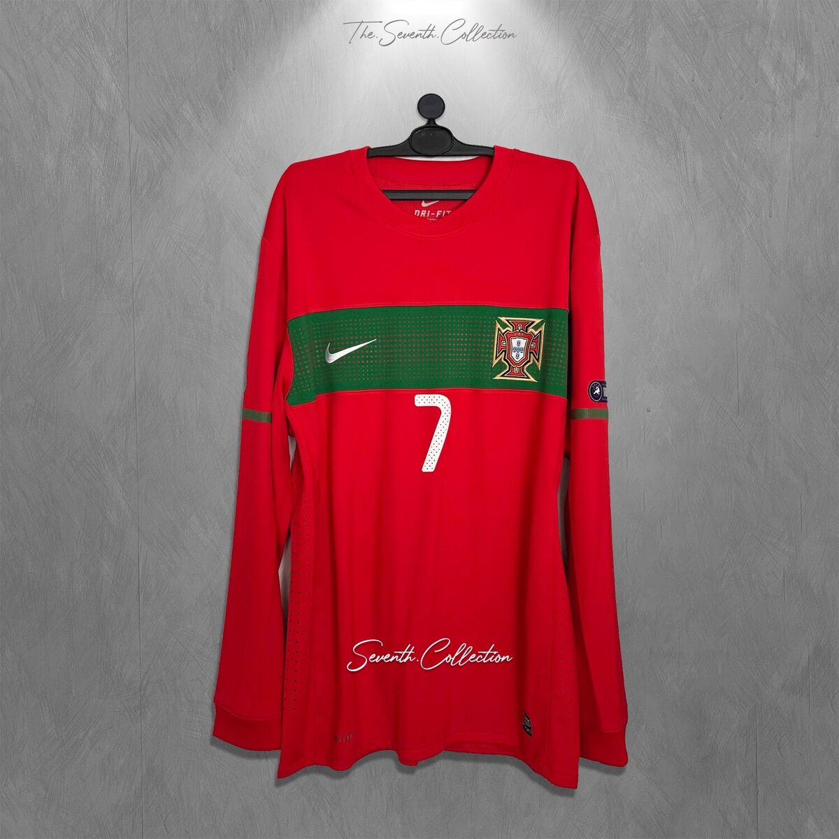 Retro 2010 Portugal  World Cup Home Player Long Sleeves Edition