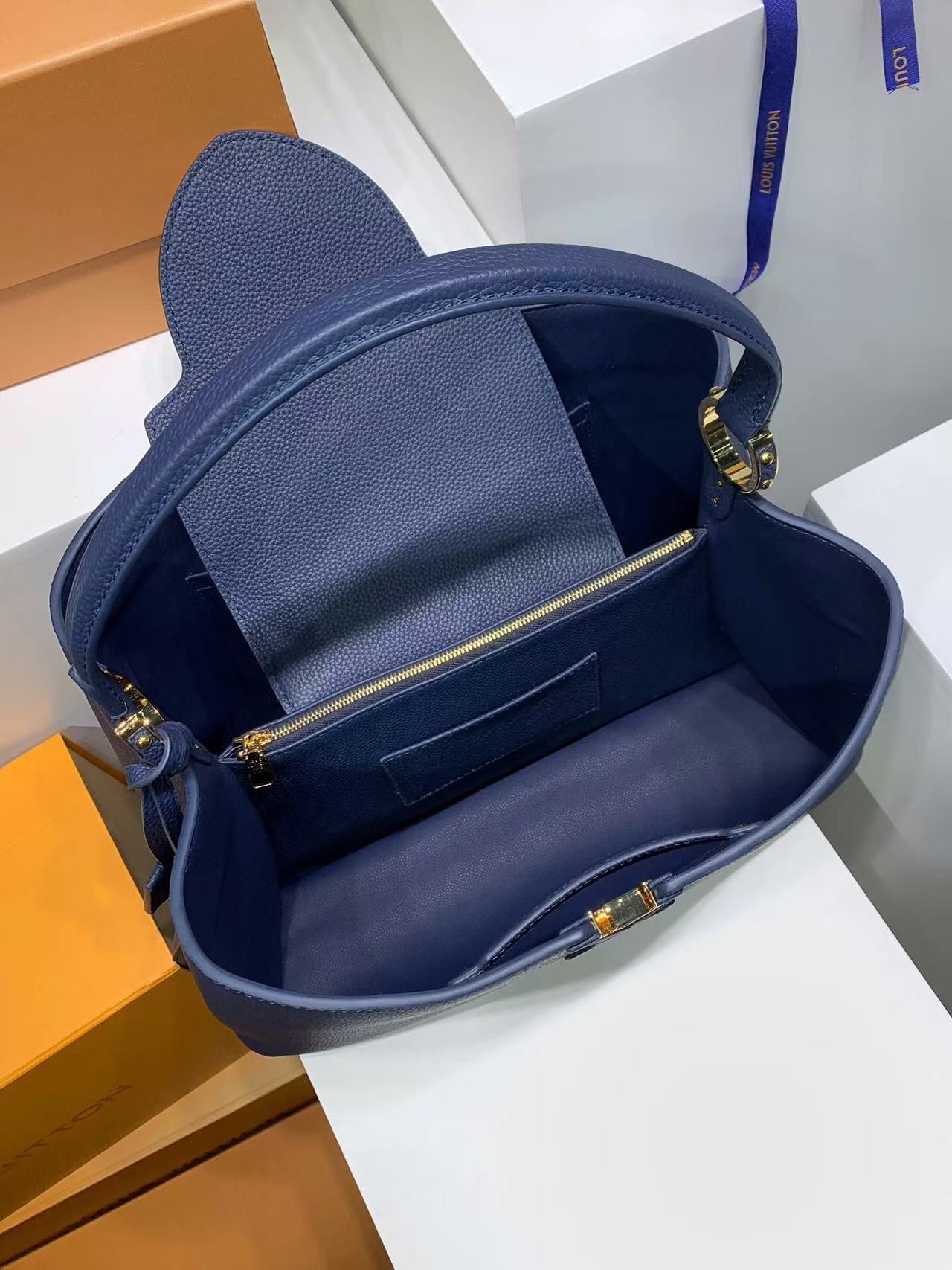 Louis Vuitton new Capucines handbag in blue