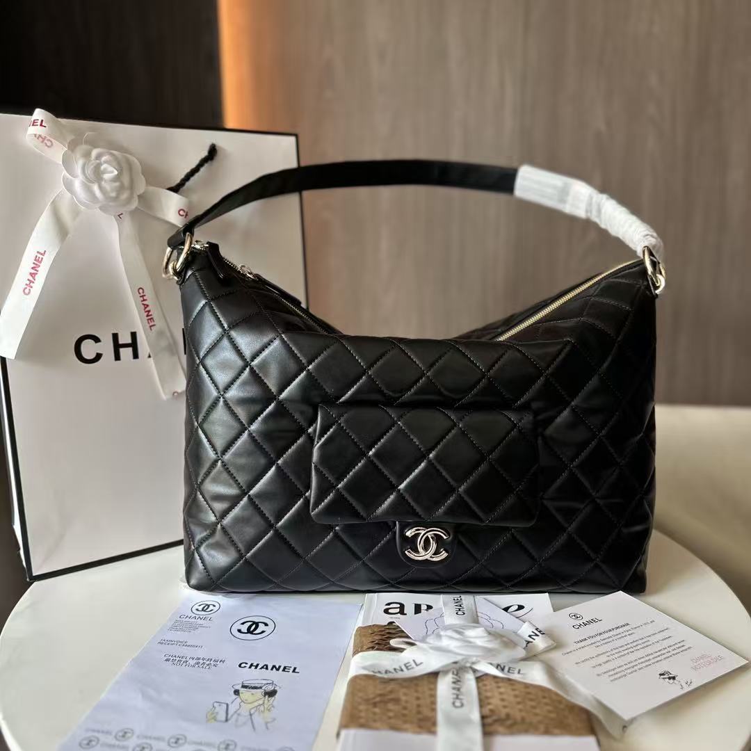 Chanel Hobo Calf Leather Shoulder Bag Handbag