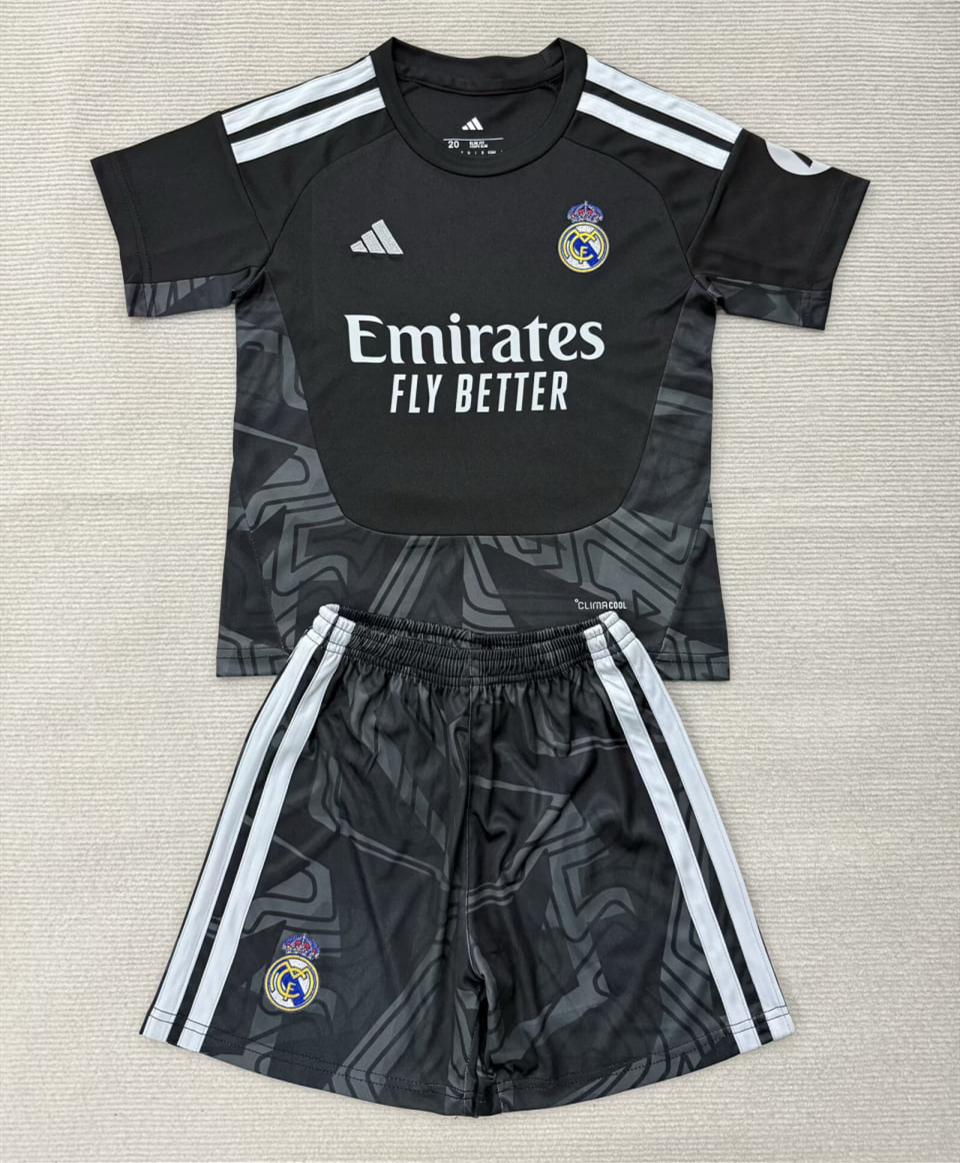 Kids Real Madrid Goalkeeper Suit 26/27