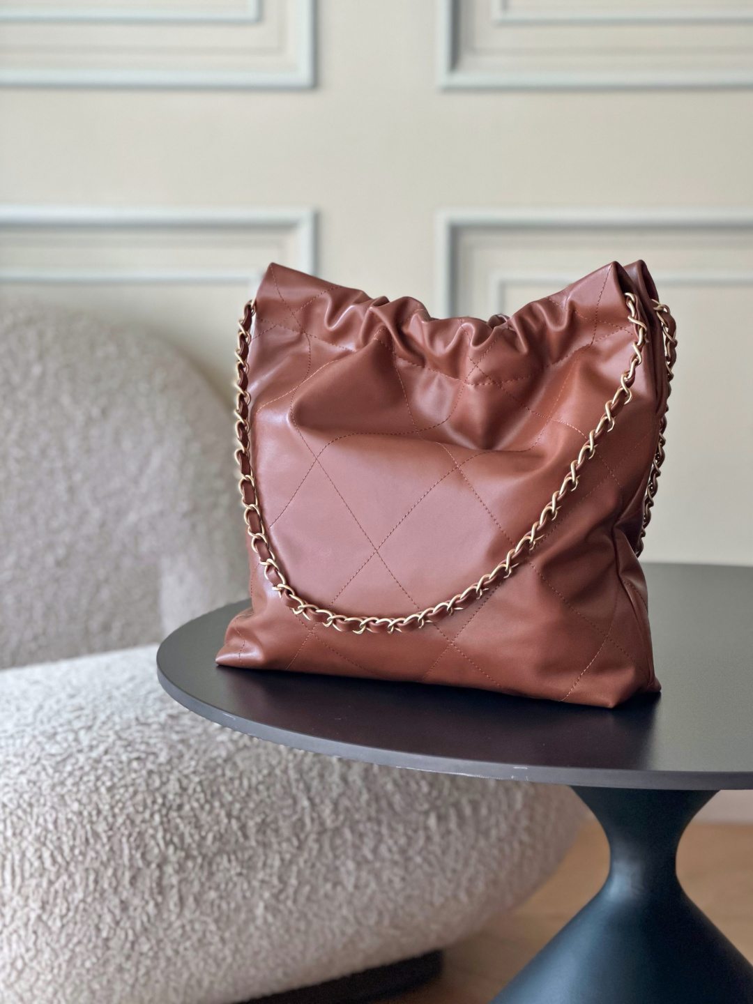 Chanel 22 Small Handbag in Brown Shiny Calfskin AS3260