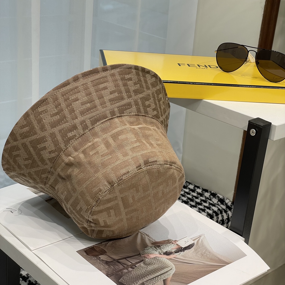 Fendi FF Logo Bucket Hat