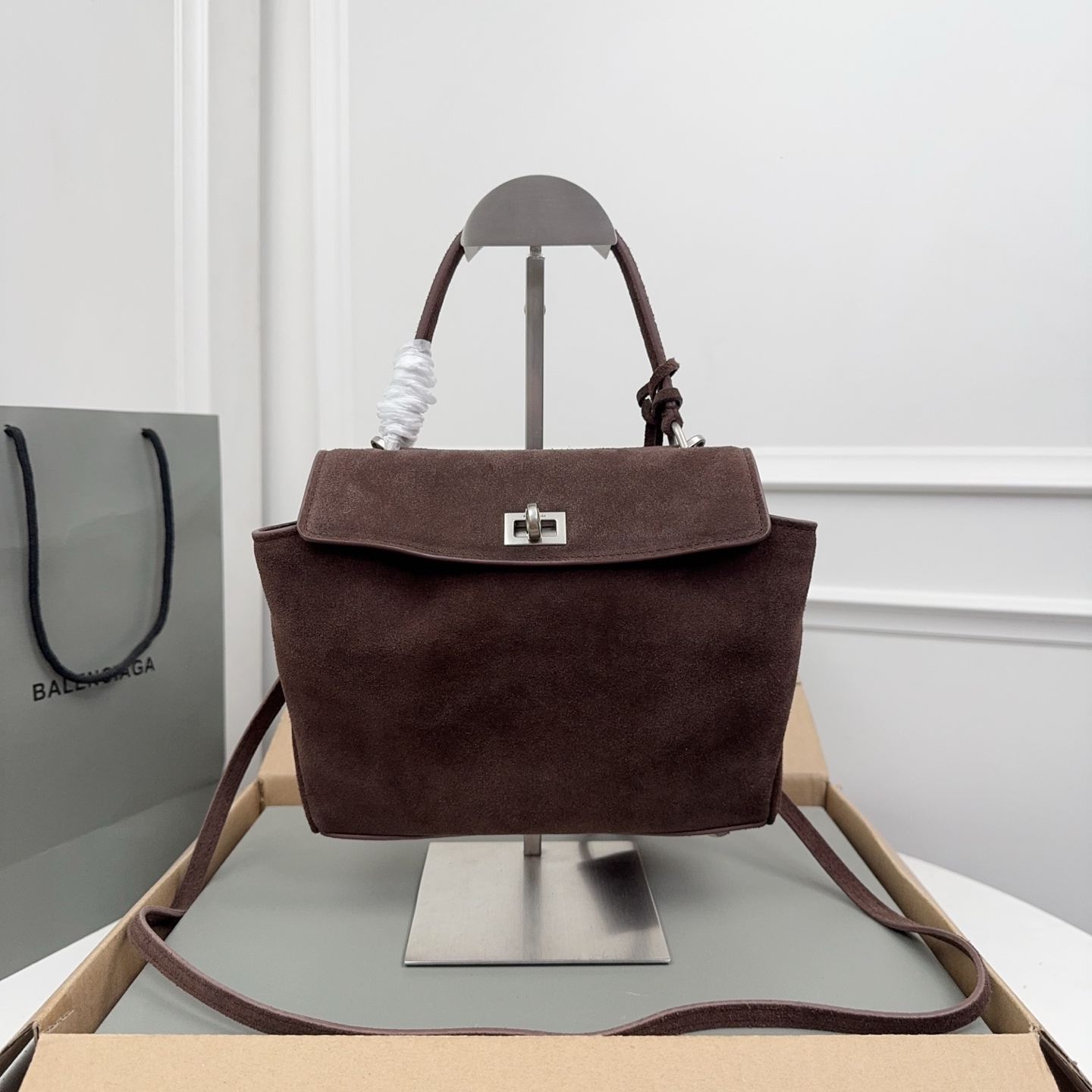 𝐁alenciaga Women's Rodeo Handbag Mini in Espresso
