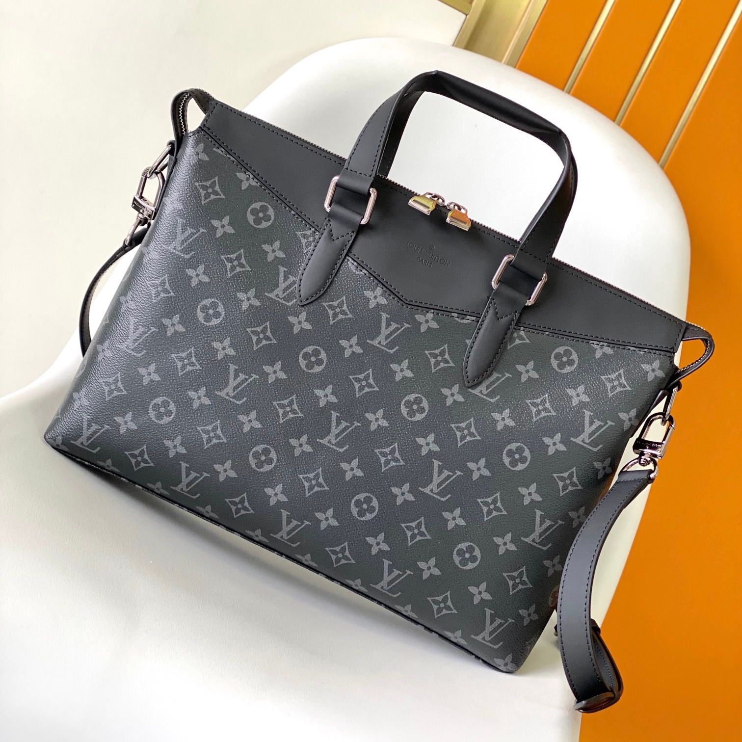 Louis Vuitton Bags  EXPLORER Monogram M40566
