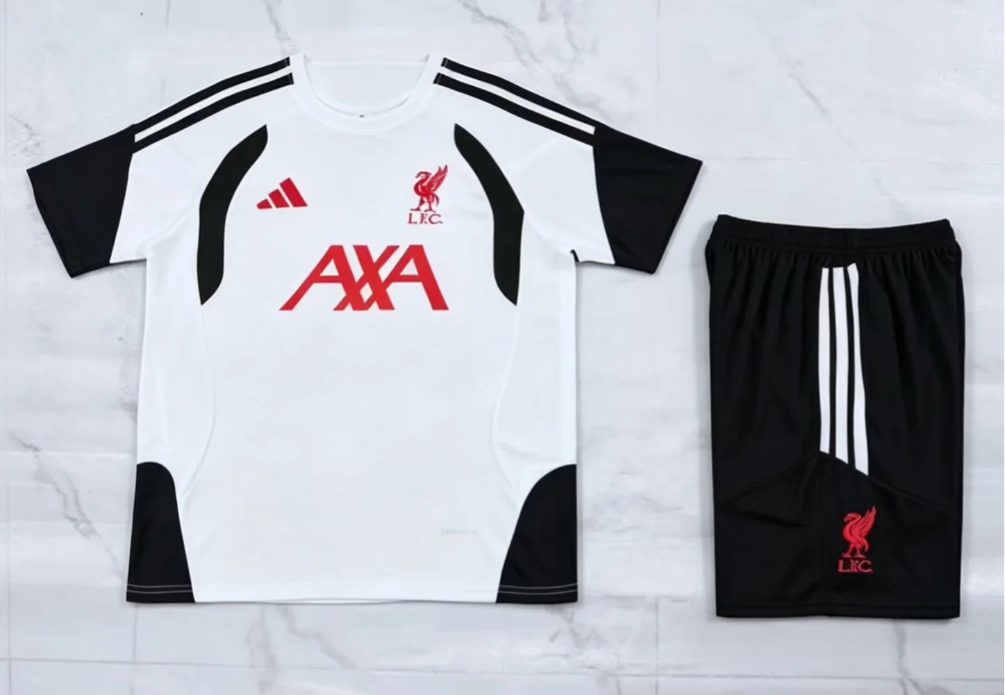 2026/27 LiverPool FC. Straining Levver White Fans Soccer Jersey 1:1 Thai Quality