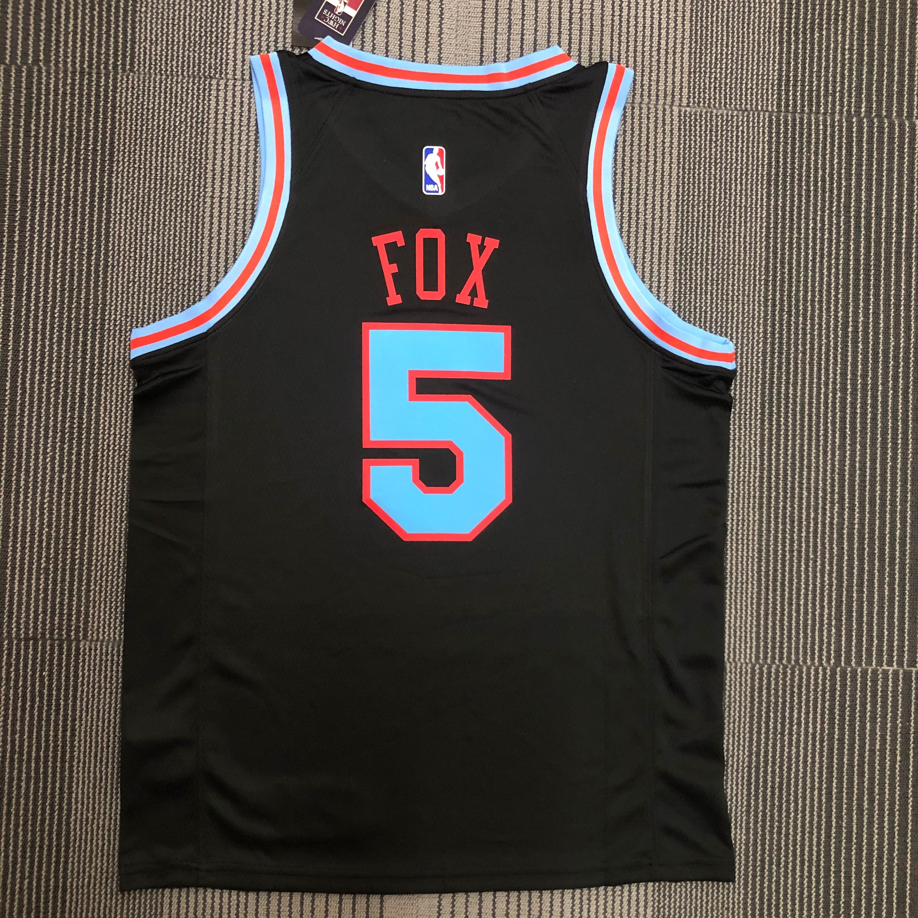 21 SEASON SACRAMENTO KINGS CITY  #5 FOX