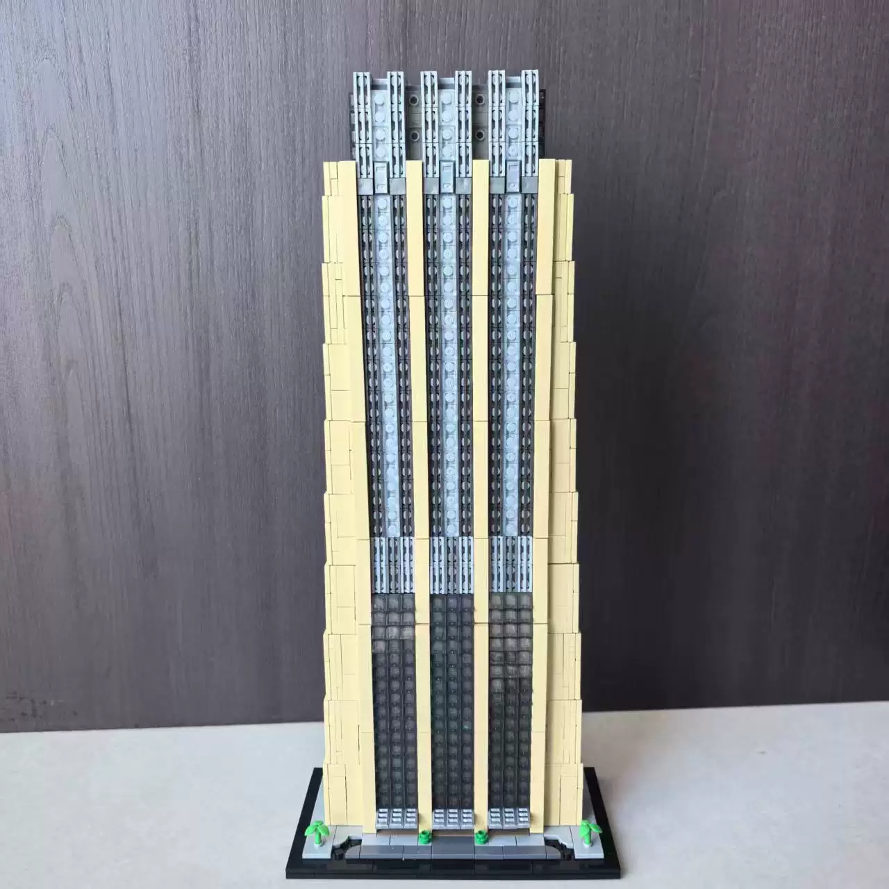 MOC 227859 - The Index (Dubai) 1:800 Scale