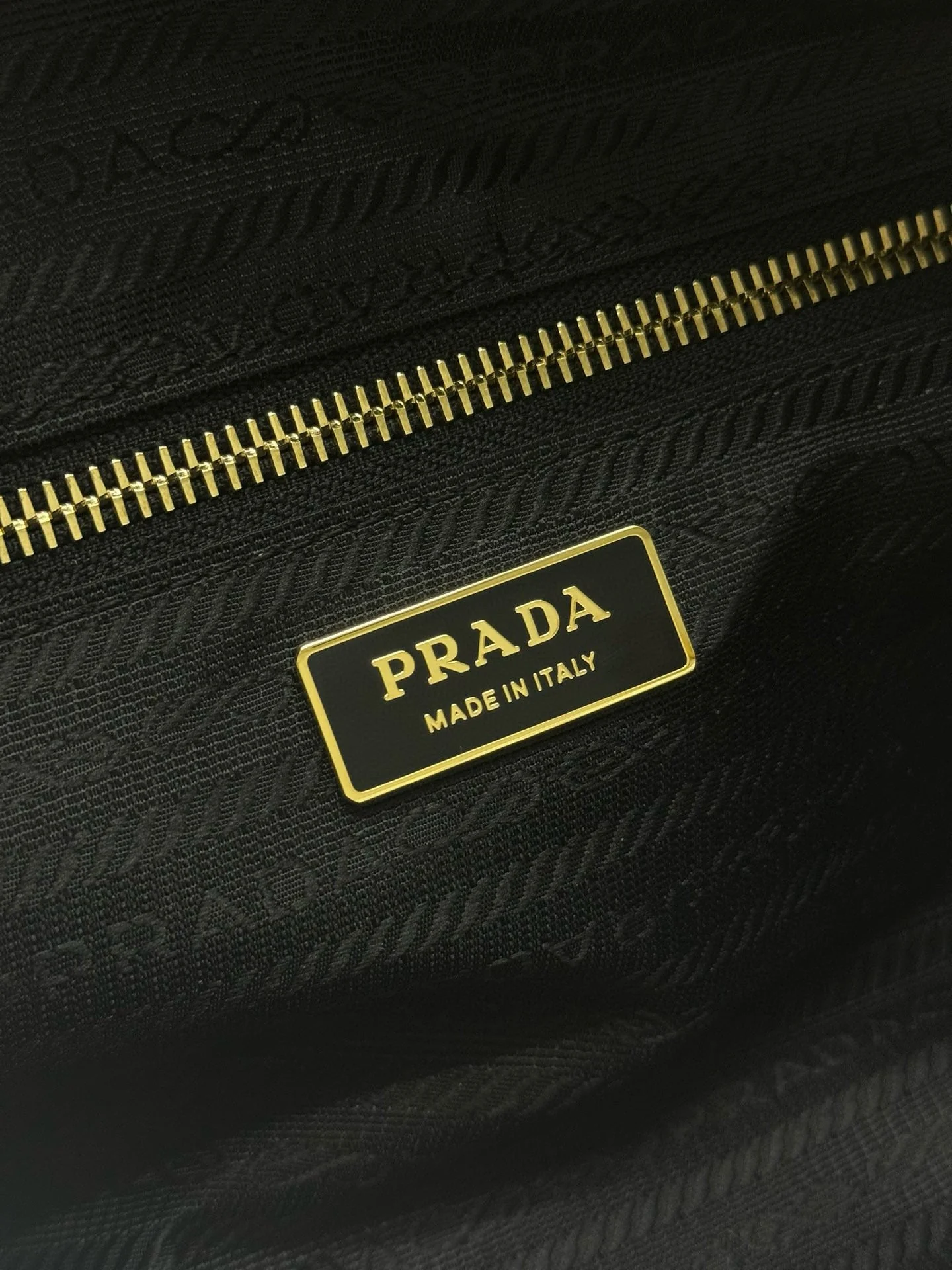 Prada DANGLE TOP HANDLE BAG 30 IN WHITE PATENT CALFSKIN