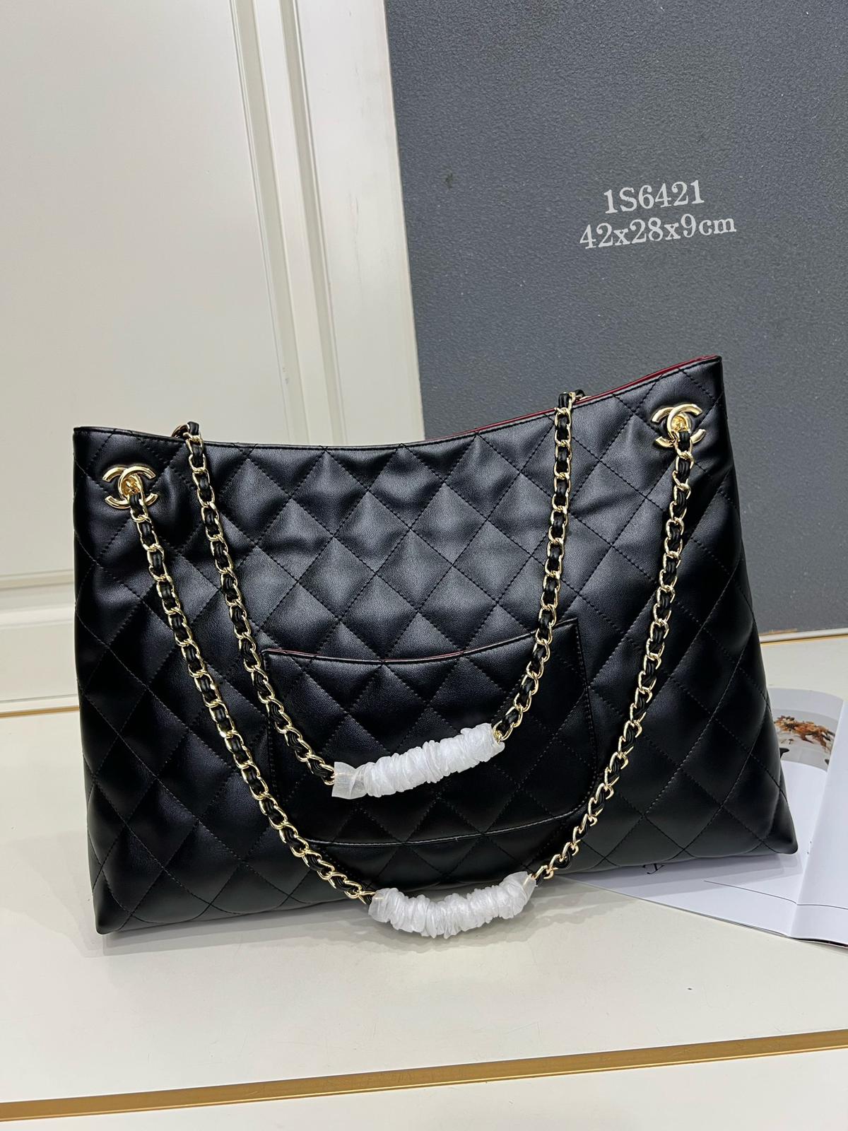 Chanel's 2026 new shopping bag