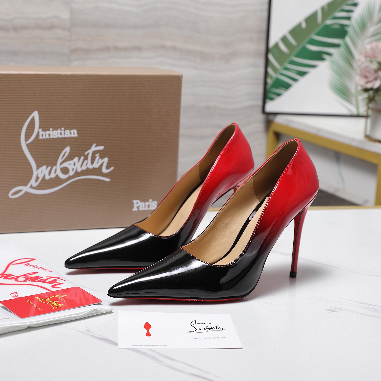 Christian Louboutin Gradient Shiny leather Pump