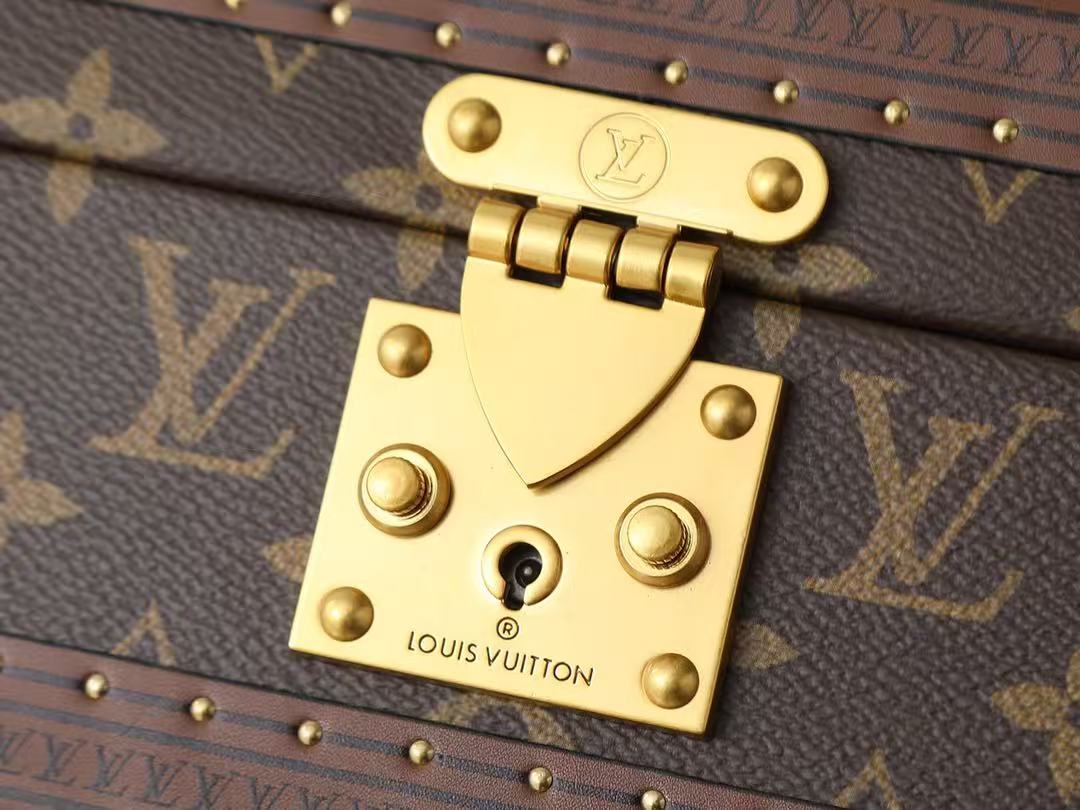 Louis Vuitton LV bags  jewelry trunk