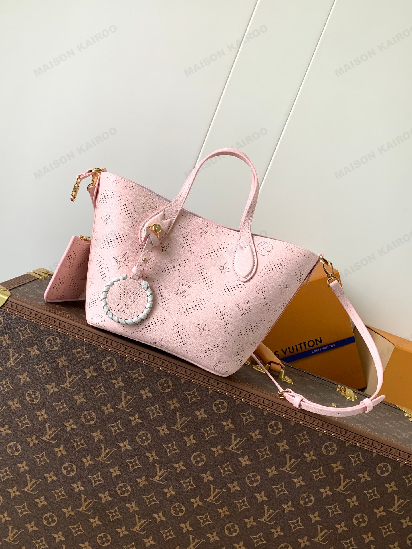 【10A】Louis Vuitton LV Mahina Blossom PM/MM Pinkl Perforated Monogram Leather Basket Top Handle Tote Bag - KAIROO
