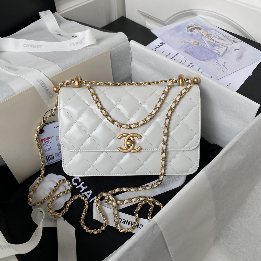 Chanel Spring Summer 2026 Small bag in White Shiny Calfskin