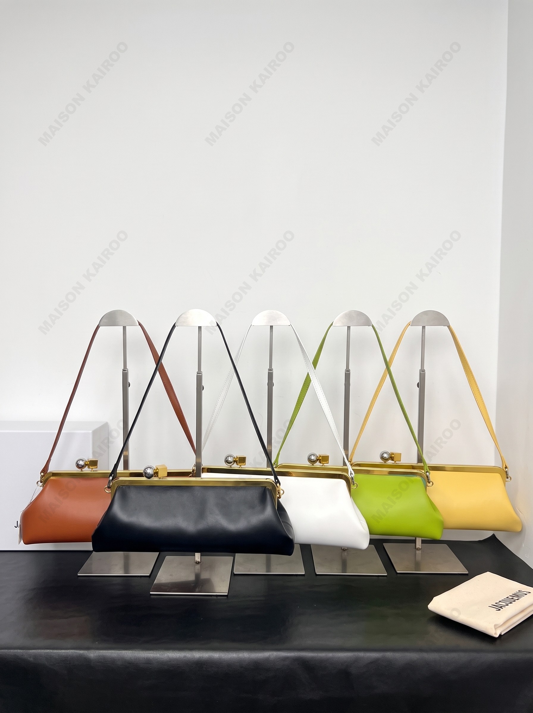 Jacquemus La Pochette Salon Smooth Leather Metallic Frame Clasp Clutch Hobo Shoulder Bag - KAIROO