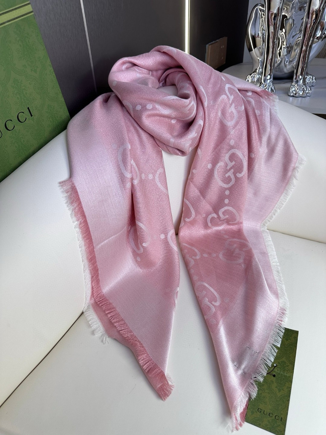 Gucci Classic GG Shine Shawl