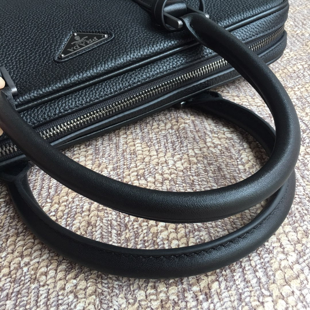 Prada Business & Travel BAG 36 IN BLACK GRAINED CALFSKIN