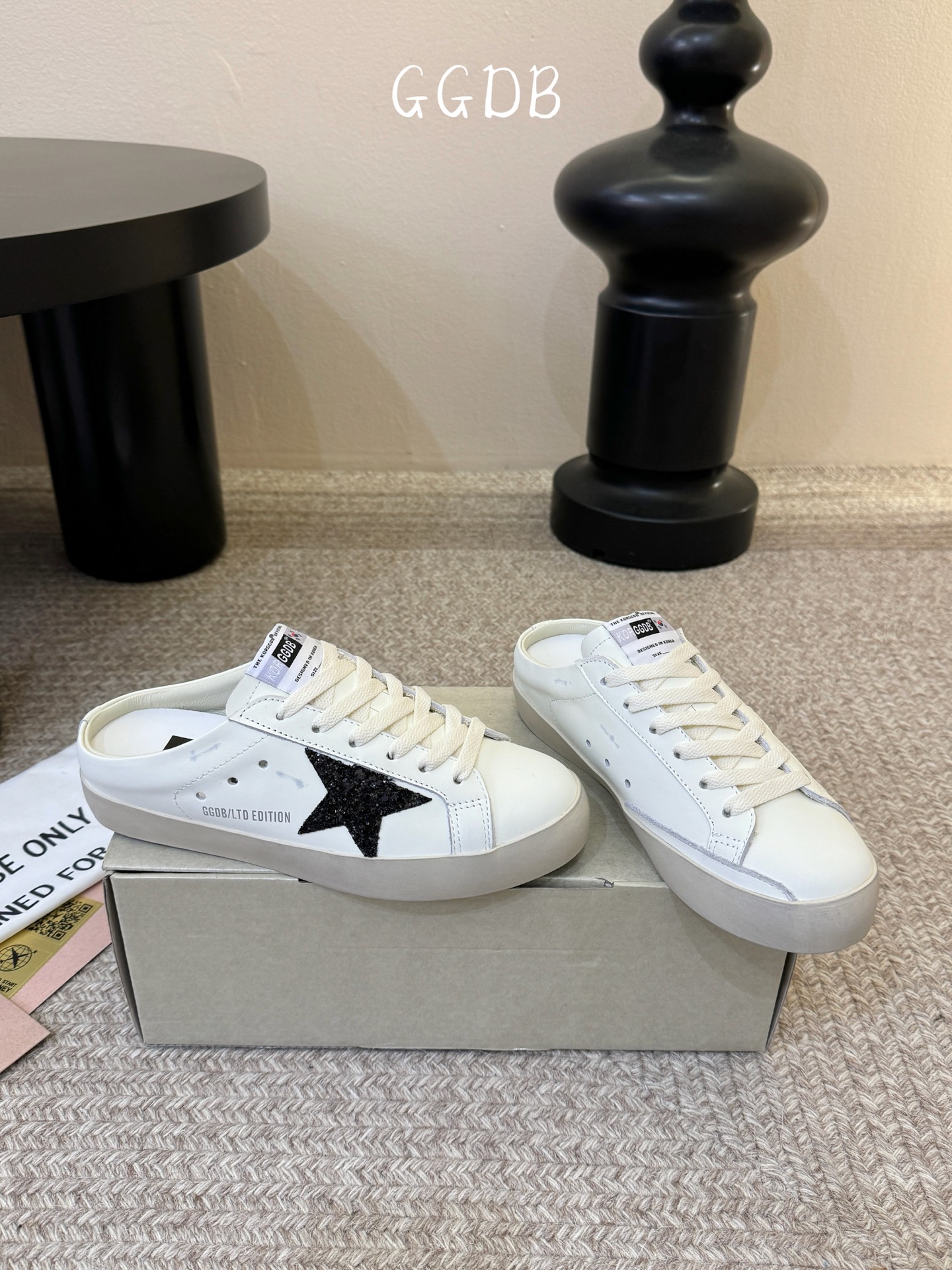 Golden Goose Women's Super-Star Sabot