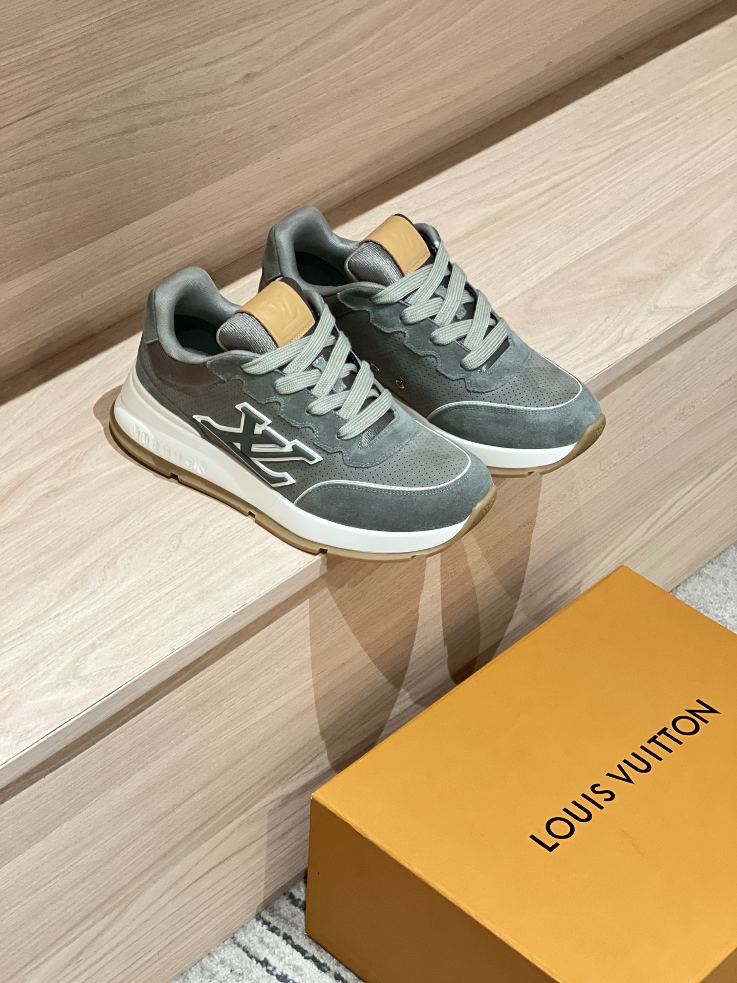 Louis Vuitton Men's LV Classic Sneaker