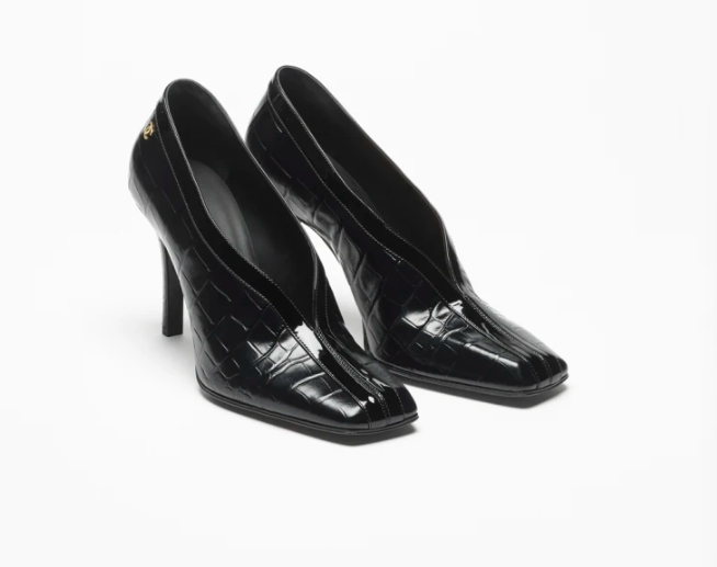 Crocodile Embossed Calfskin Pumps