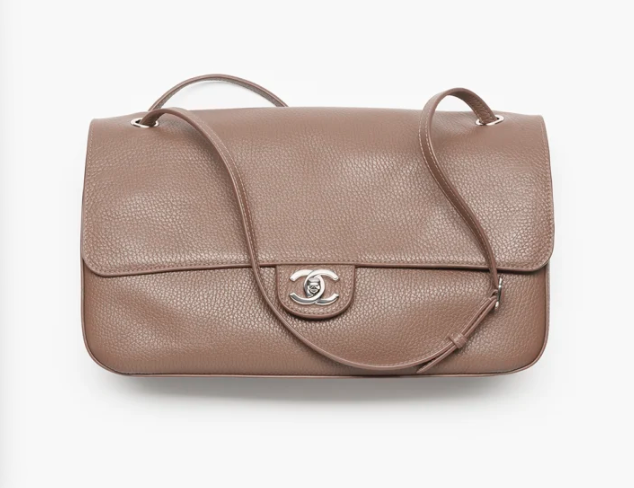 CHANEL Spring Summer 2026  Maxi Flap bag in Light Brown AS6231