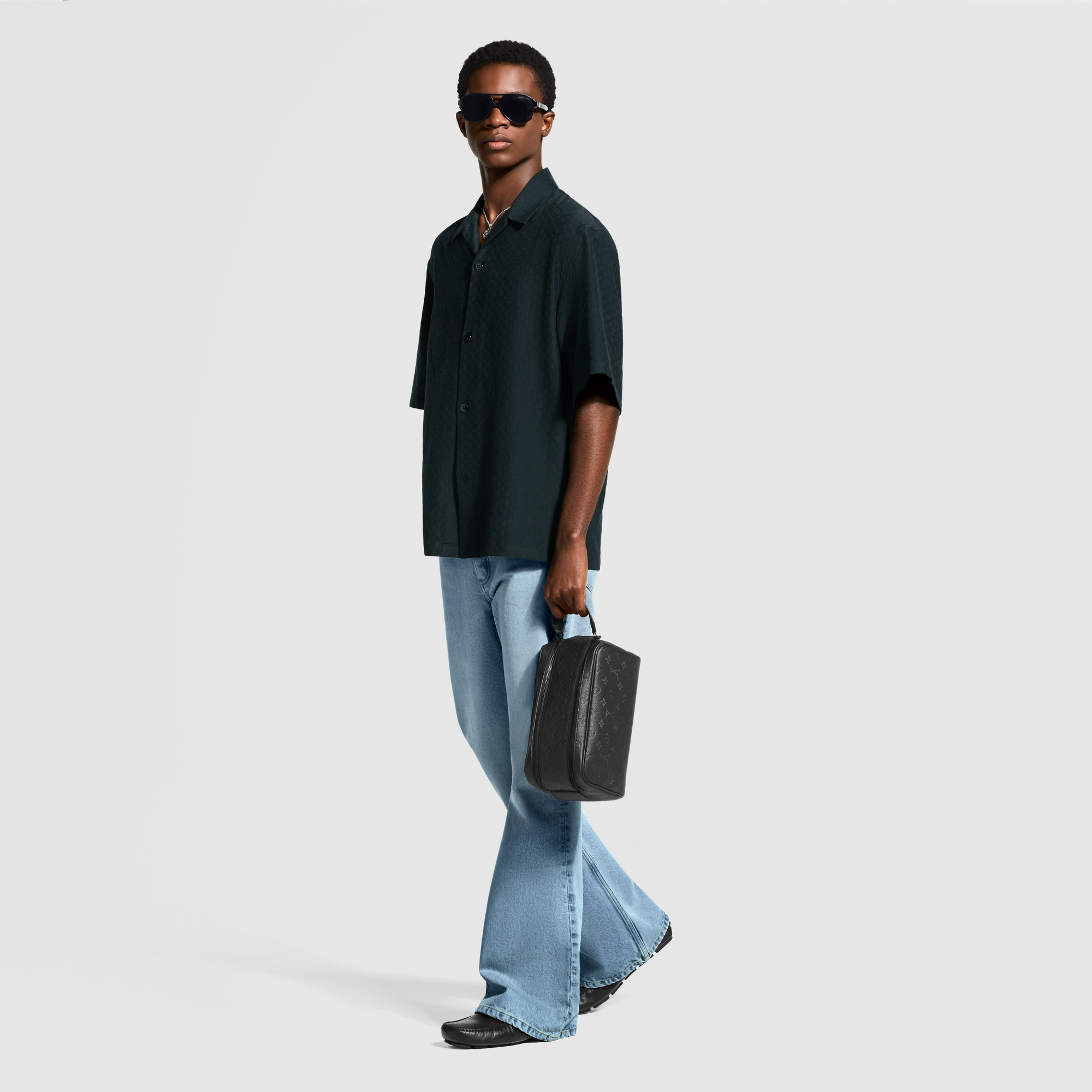 LV シルバーストーン モカシン