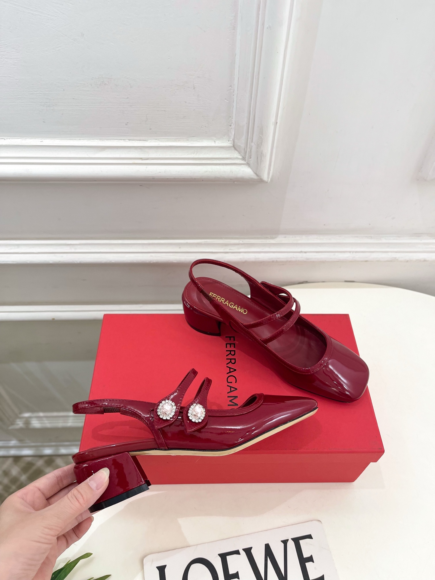 Ferragamo Shiny Leather Slingback