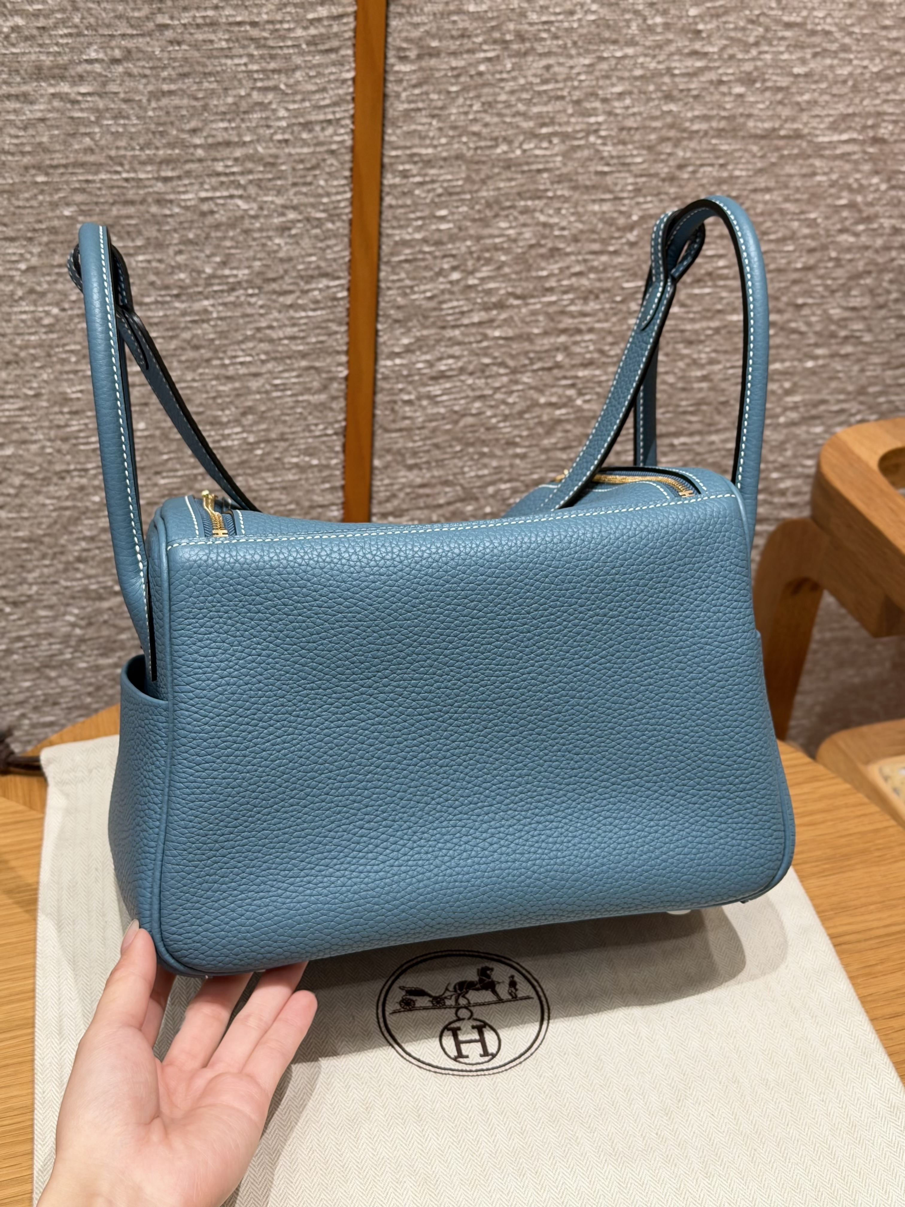 Hermes Blue JeanClemence Lindy 26