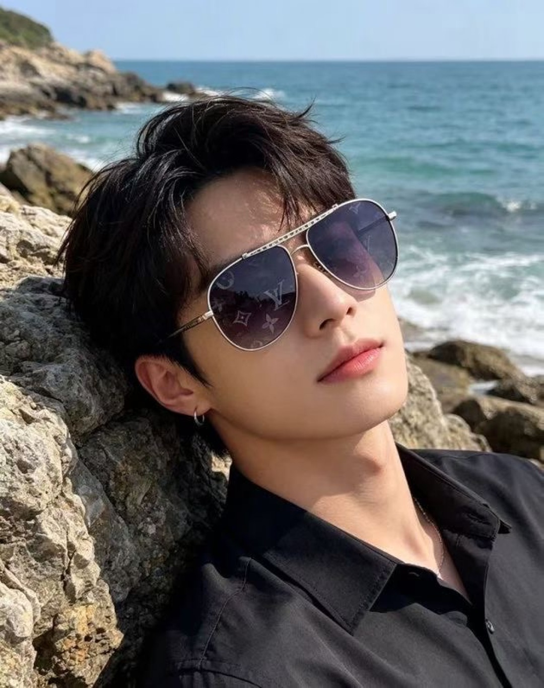 LV Men's Sunglass