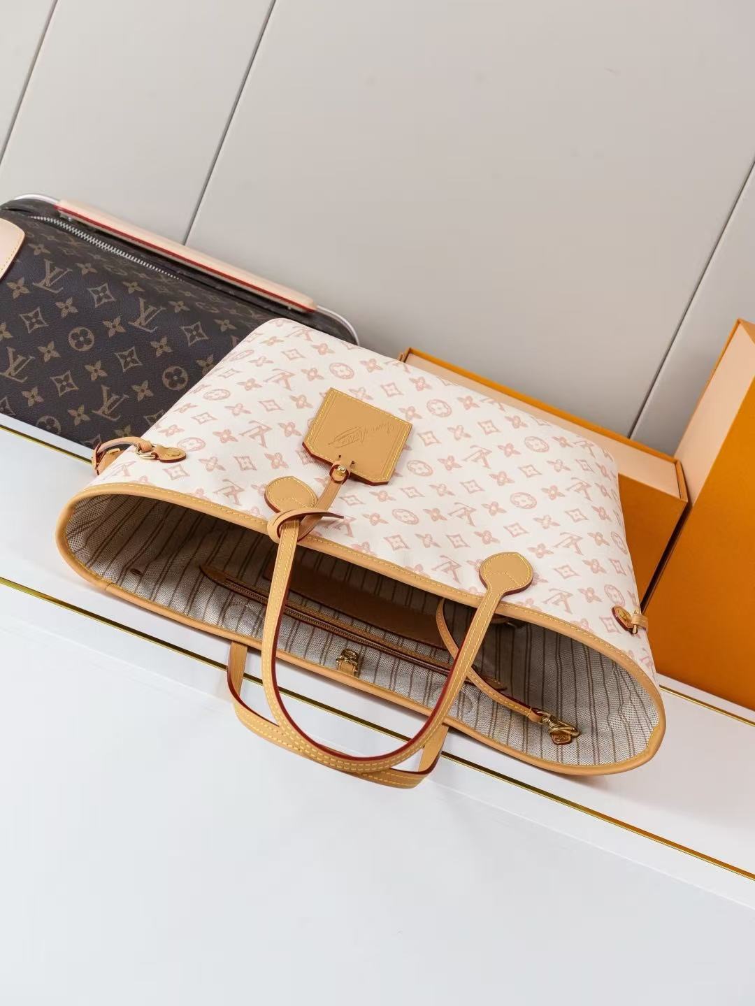 Louis Vuitton LV NEVERFULL Bags