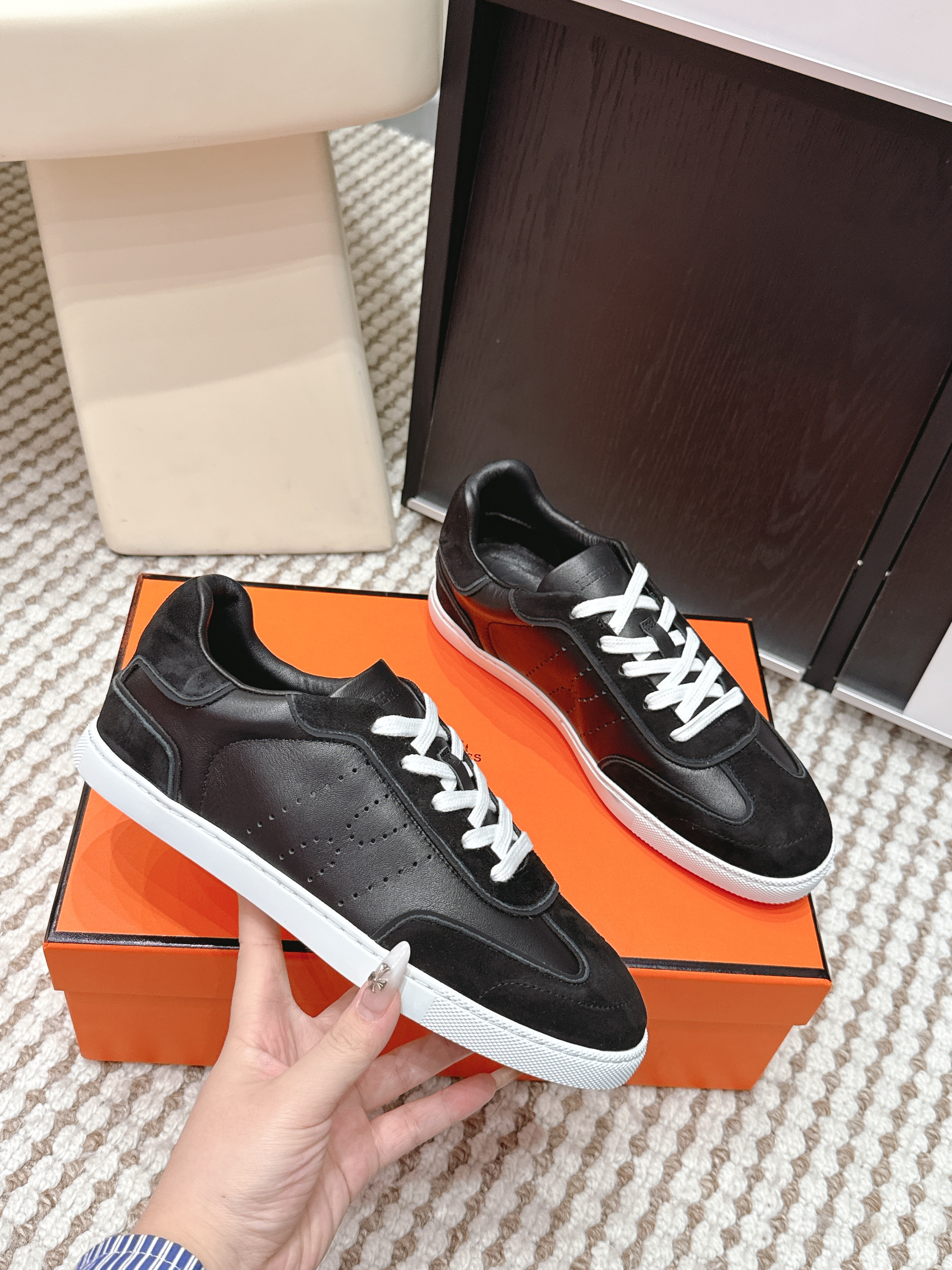 Hermes Unisex Match Sneaker
