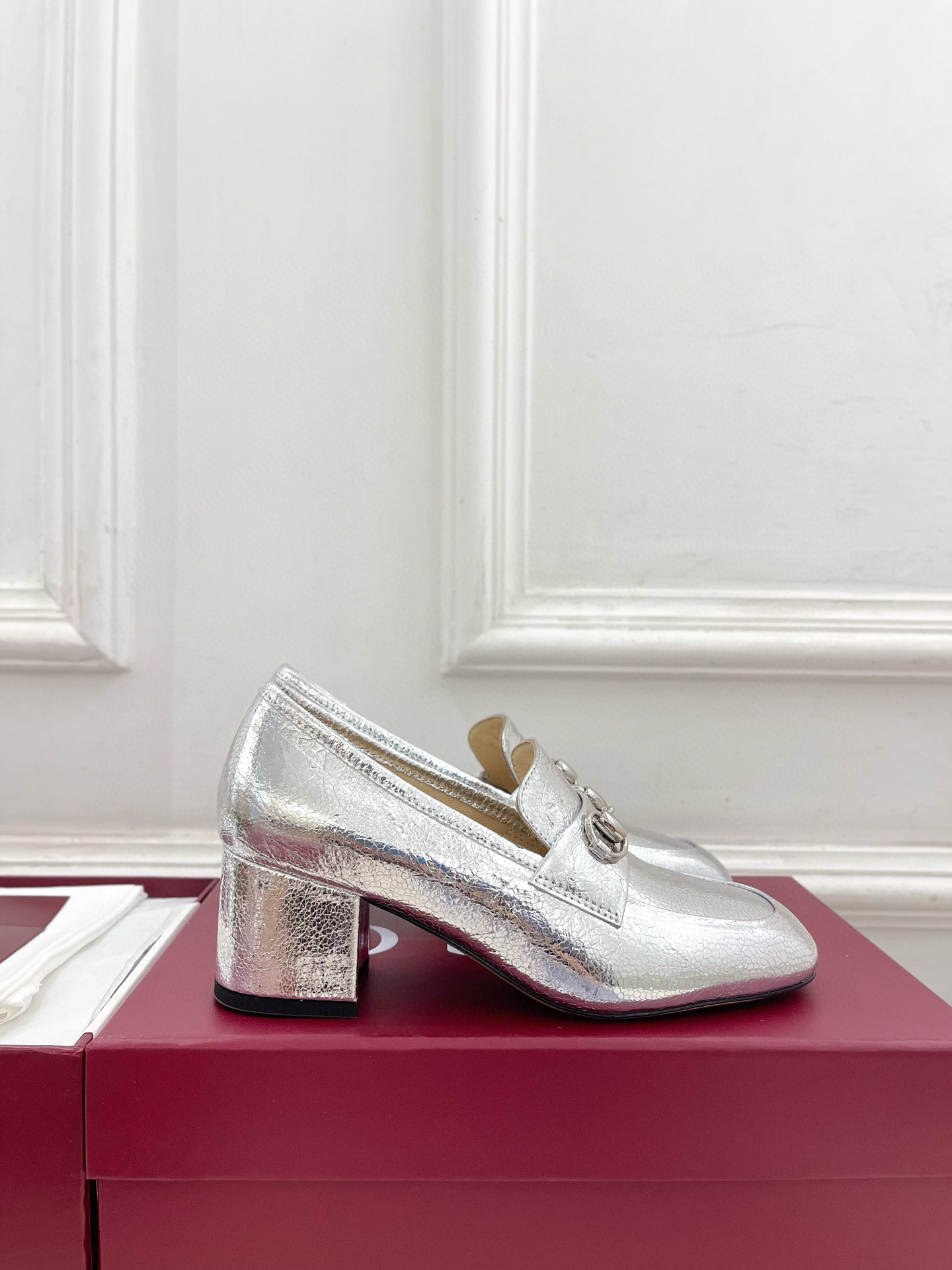 Women's Gucci loafer pump with Horsebit