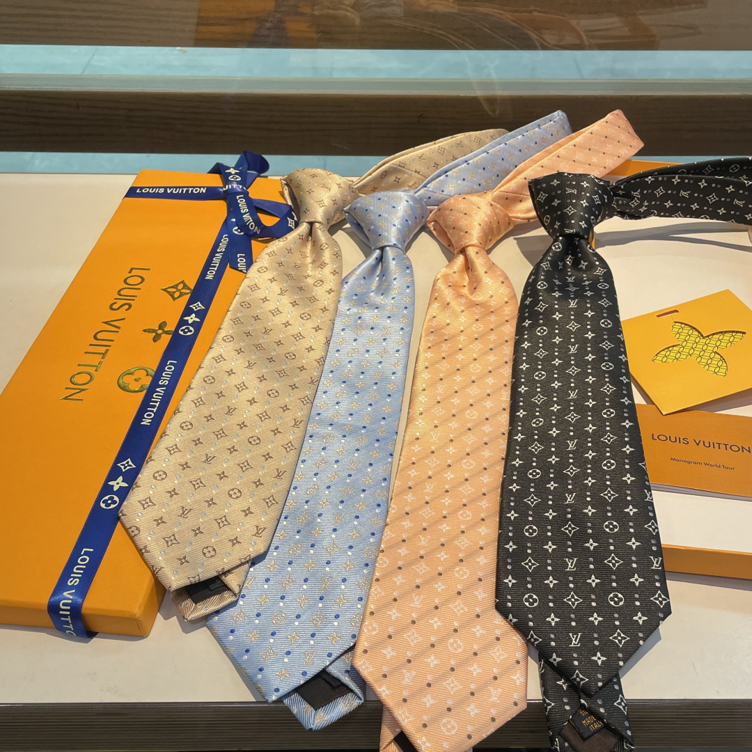 Louis Vuitton Monogram Printed Silk Tie - KAIROO