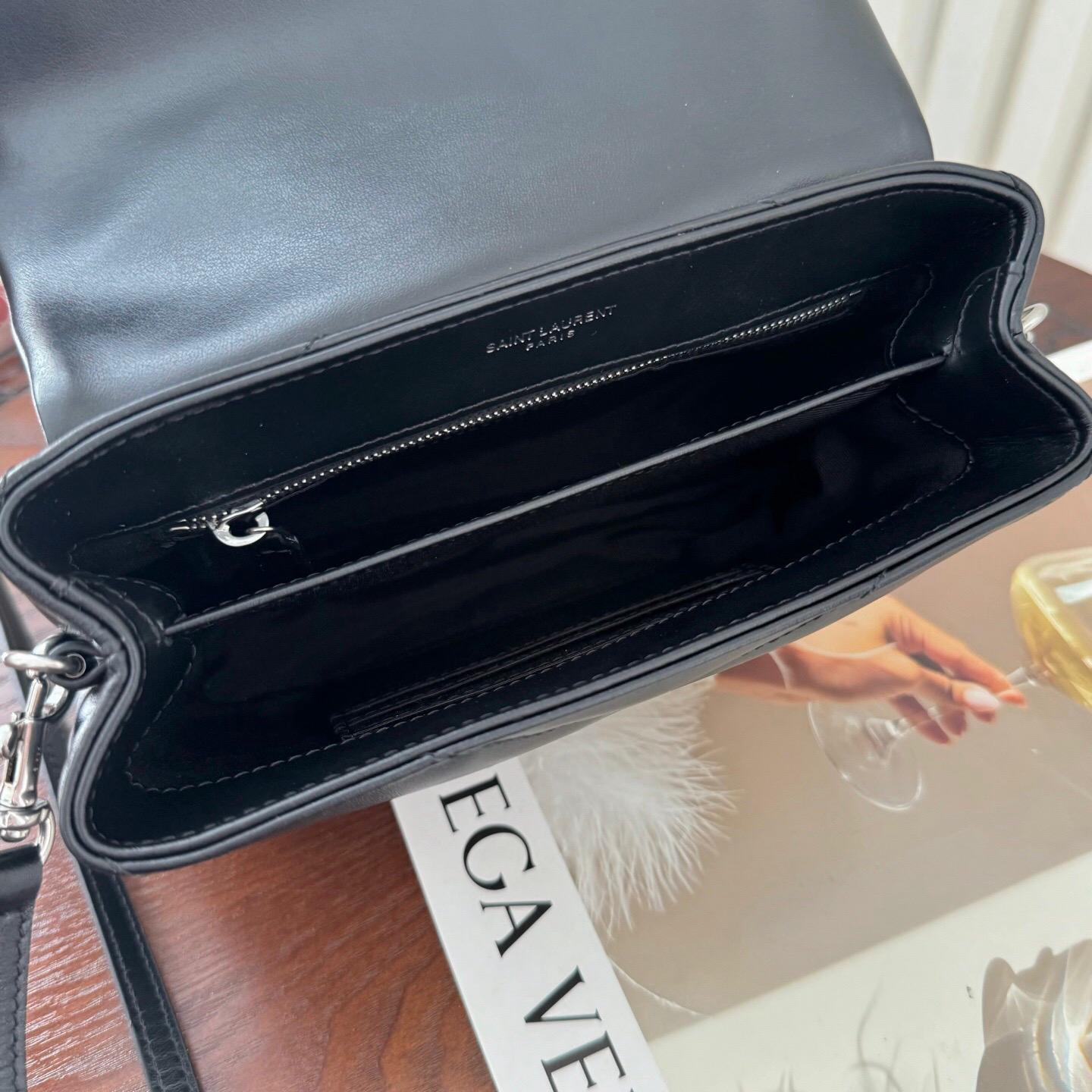 SAINT LAURENT YSL Loulou Toy quilted leather shoulder bag