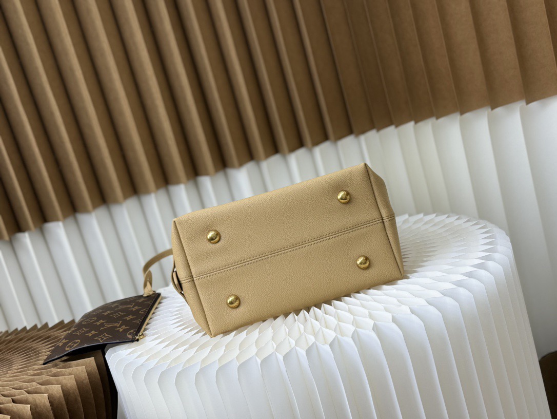 Louis Vuitton LV low key hobo small bag