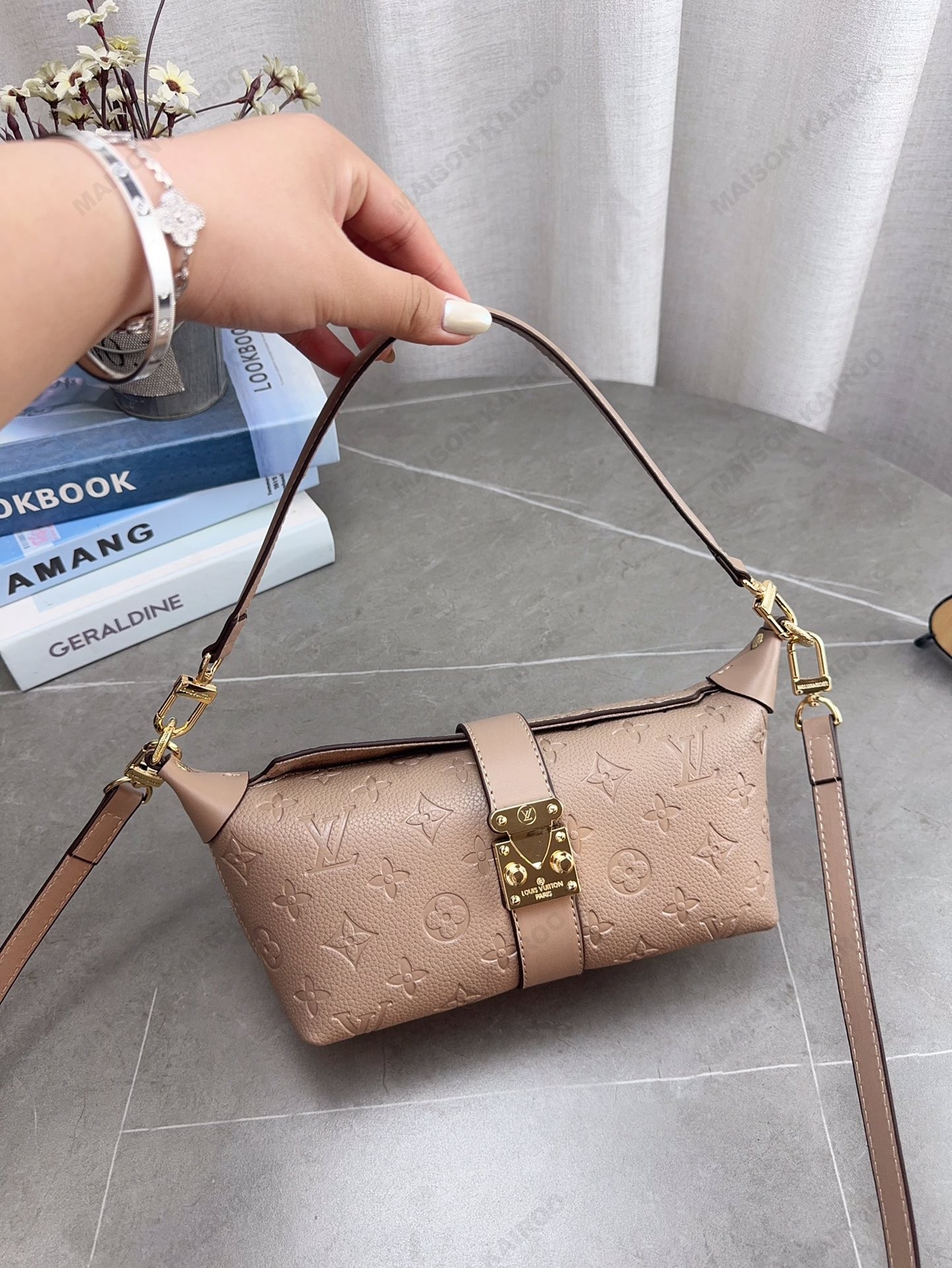 Louis Vuitton LV Pochette Mia Sand Empreinte Leather S-Lock Baguette Hobo Croissant Shoulder Bag - KAIROO