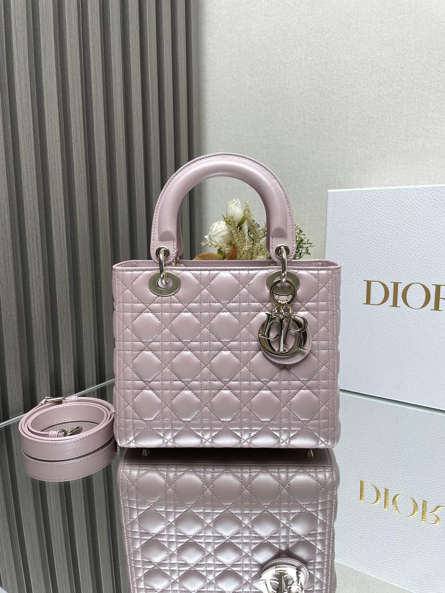 Medium Lady Dior Bag in Metallic Pink Cannage Lambskin
