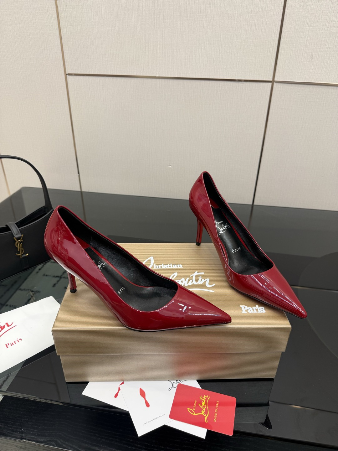 Christian Louboutin New shiny leather Pump