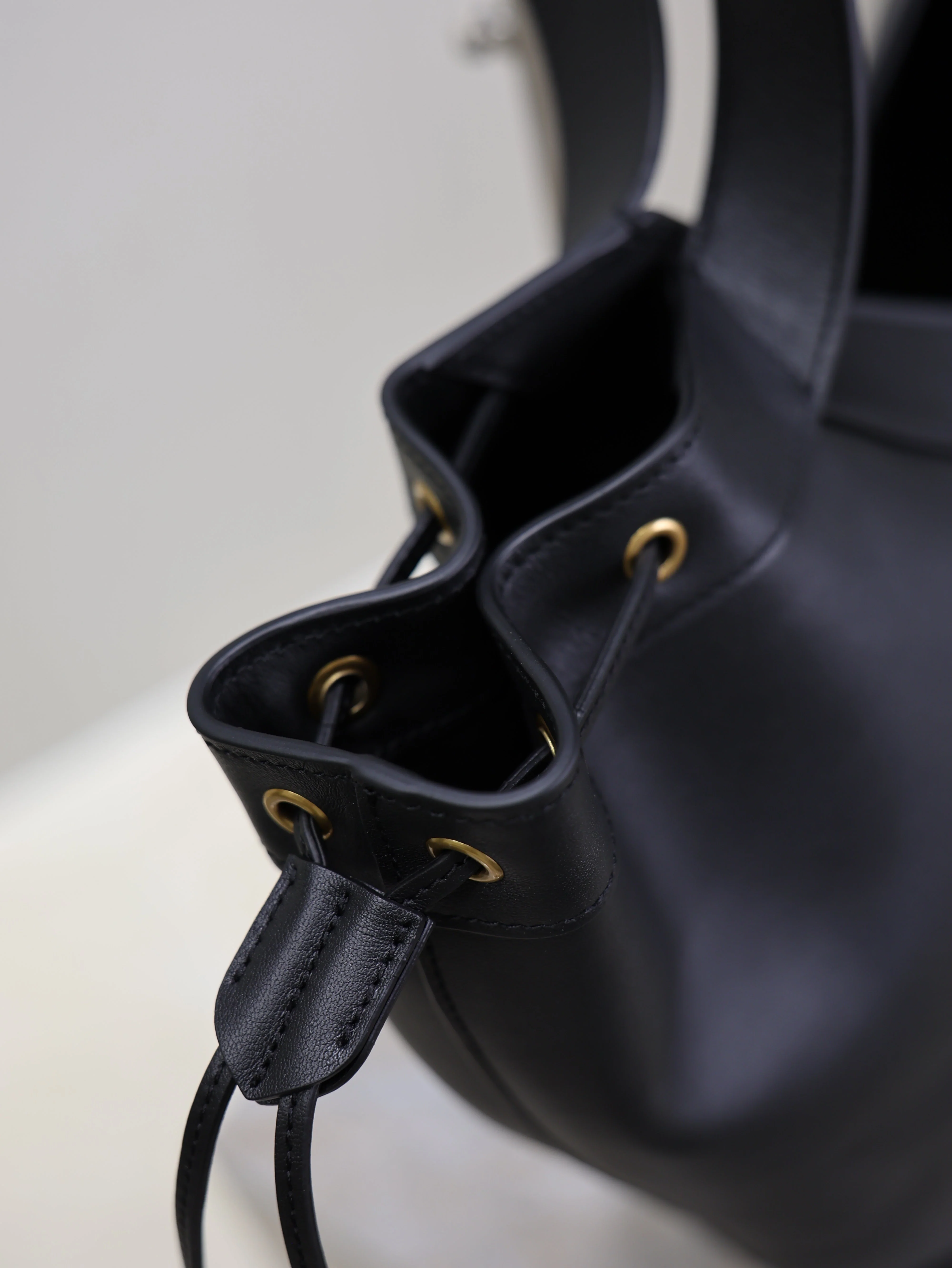 Saint Laurent YSL  Large Leather tote Bag Black Leather