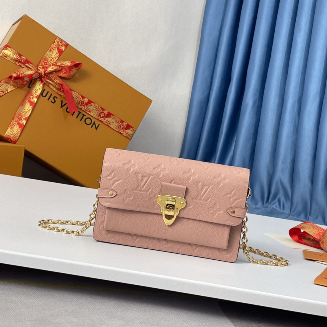 Louis Vuitton lv new printed chain crossbody bag