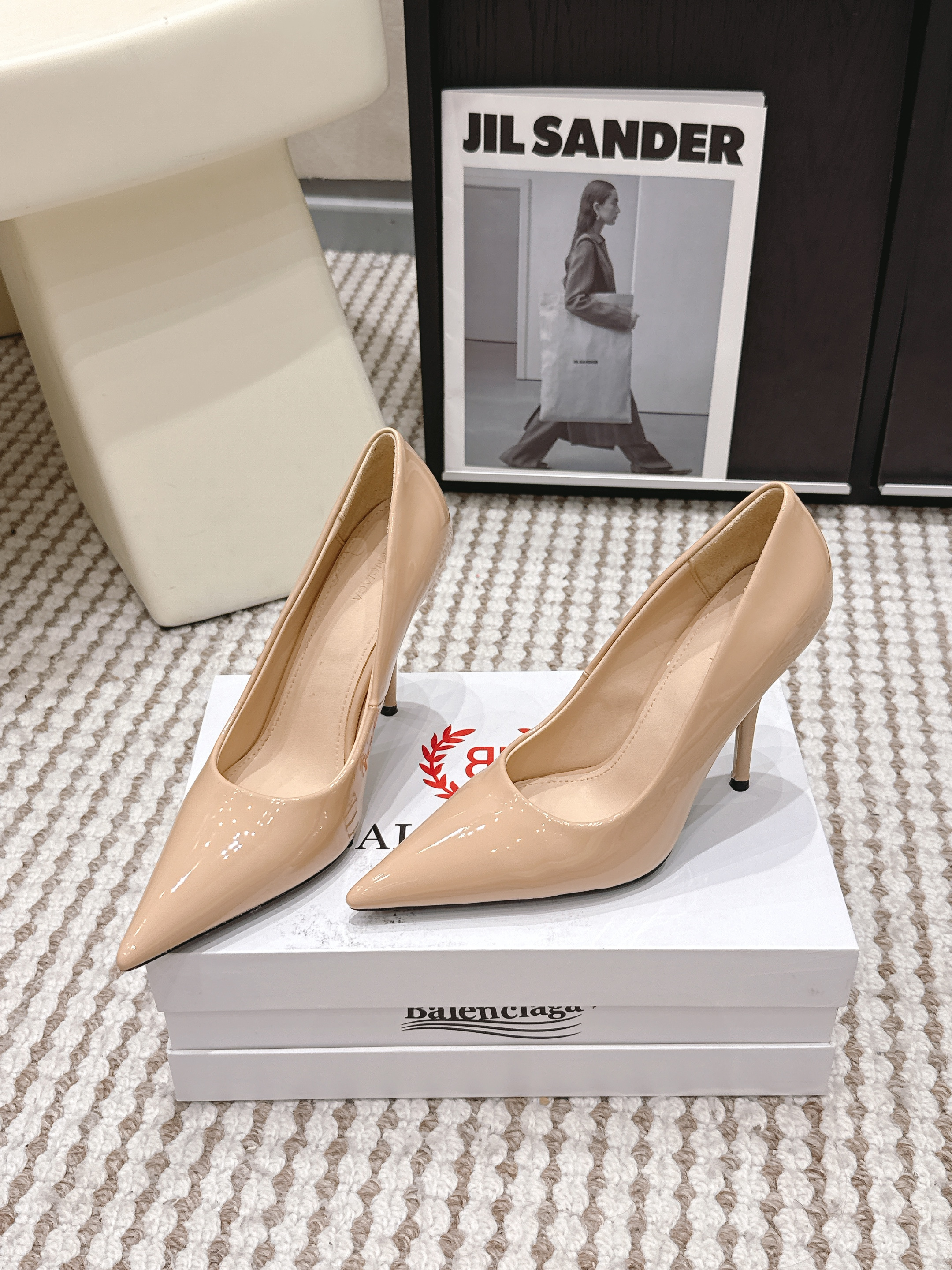 Balenciaga Women's Avenue Shiny Leather Pump in Beige