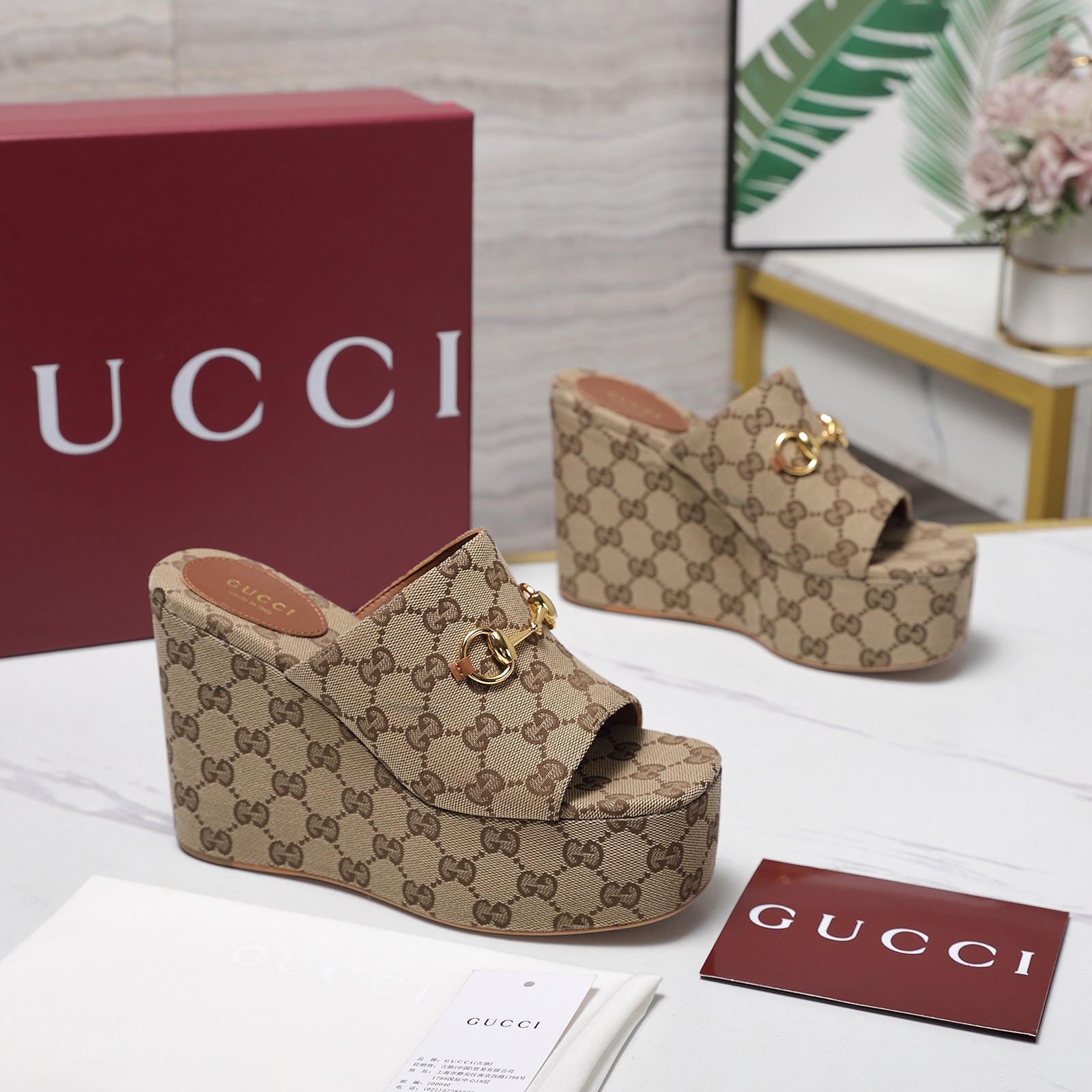 Women's Gucci GG Platform Mule