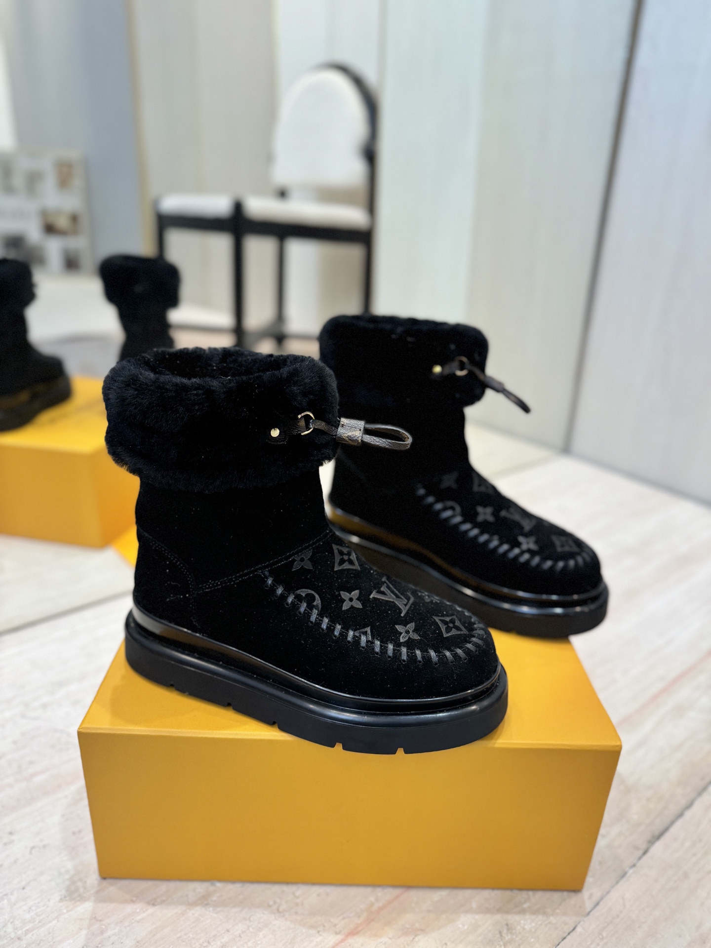 Women's LV Cortina Anklet Boots