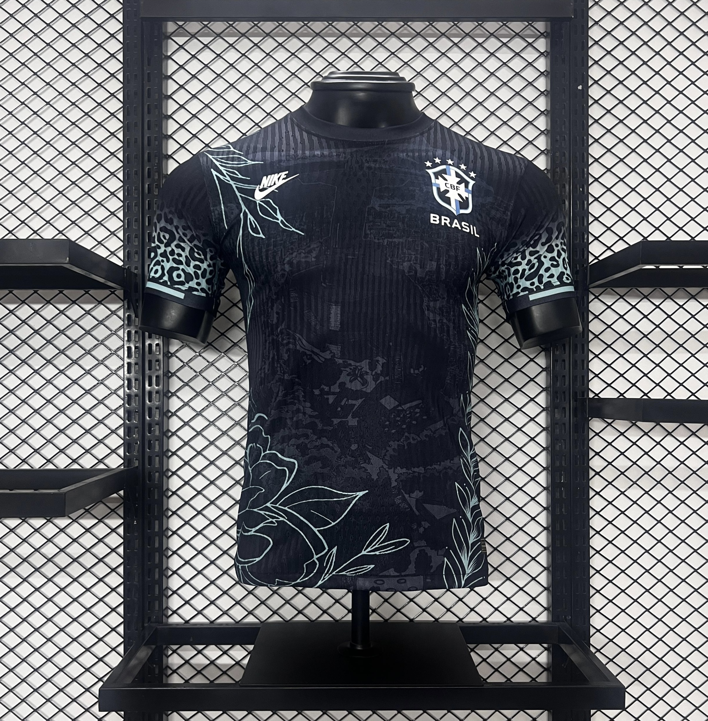 Player Version 24/25 Brazil Special   Size: S-XXL